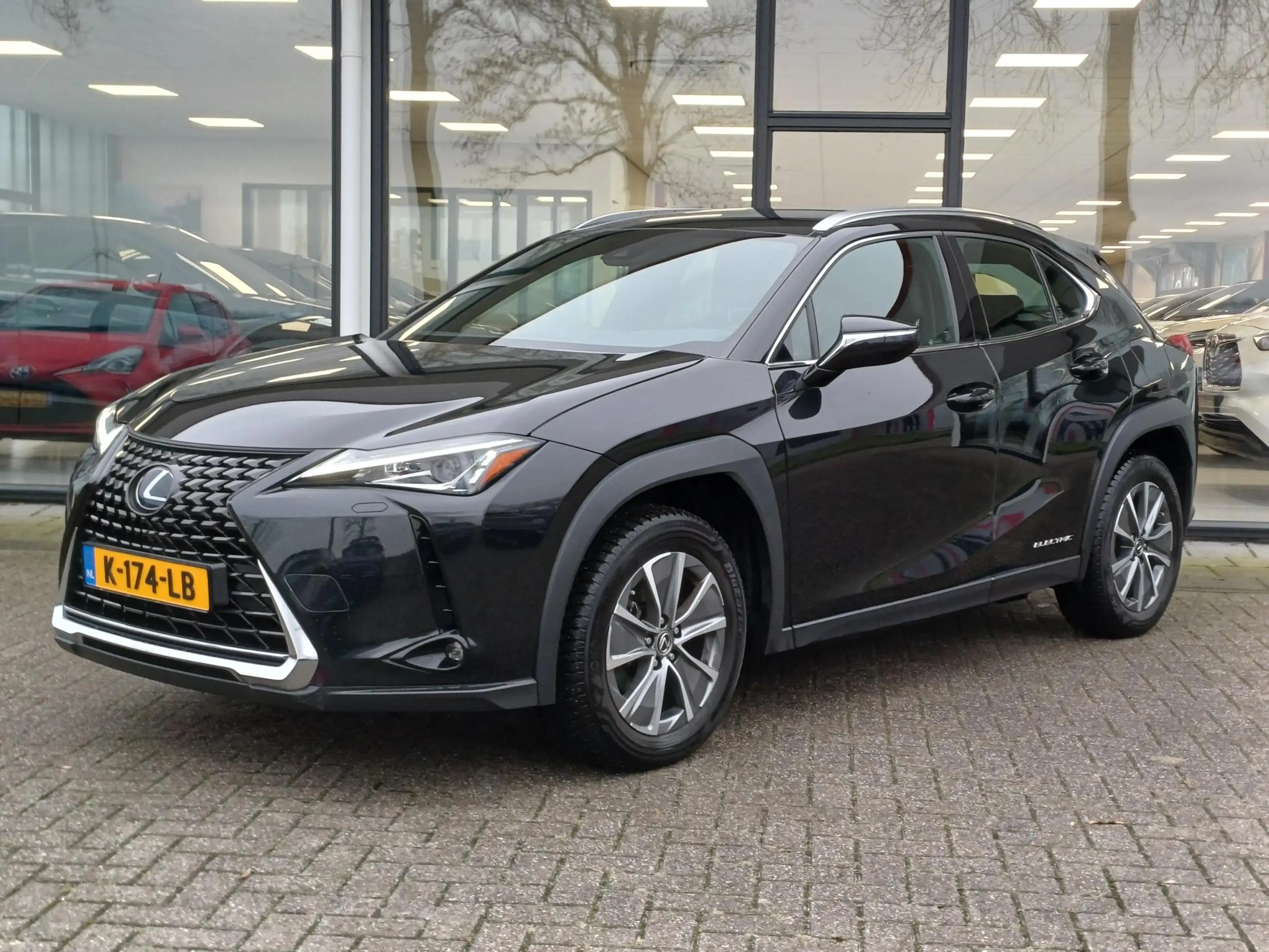 Lexus UX 300e Business 54 kWh 204 PK | Clima | Cruise | Carplay — photo 4