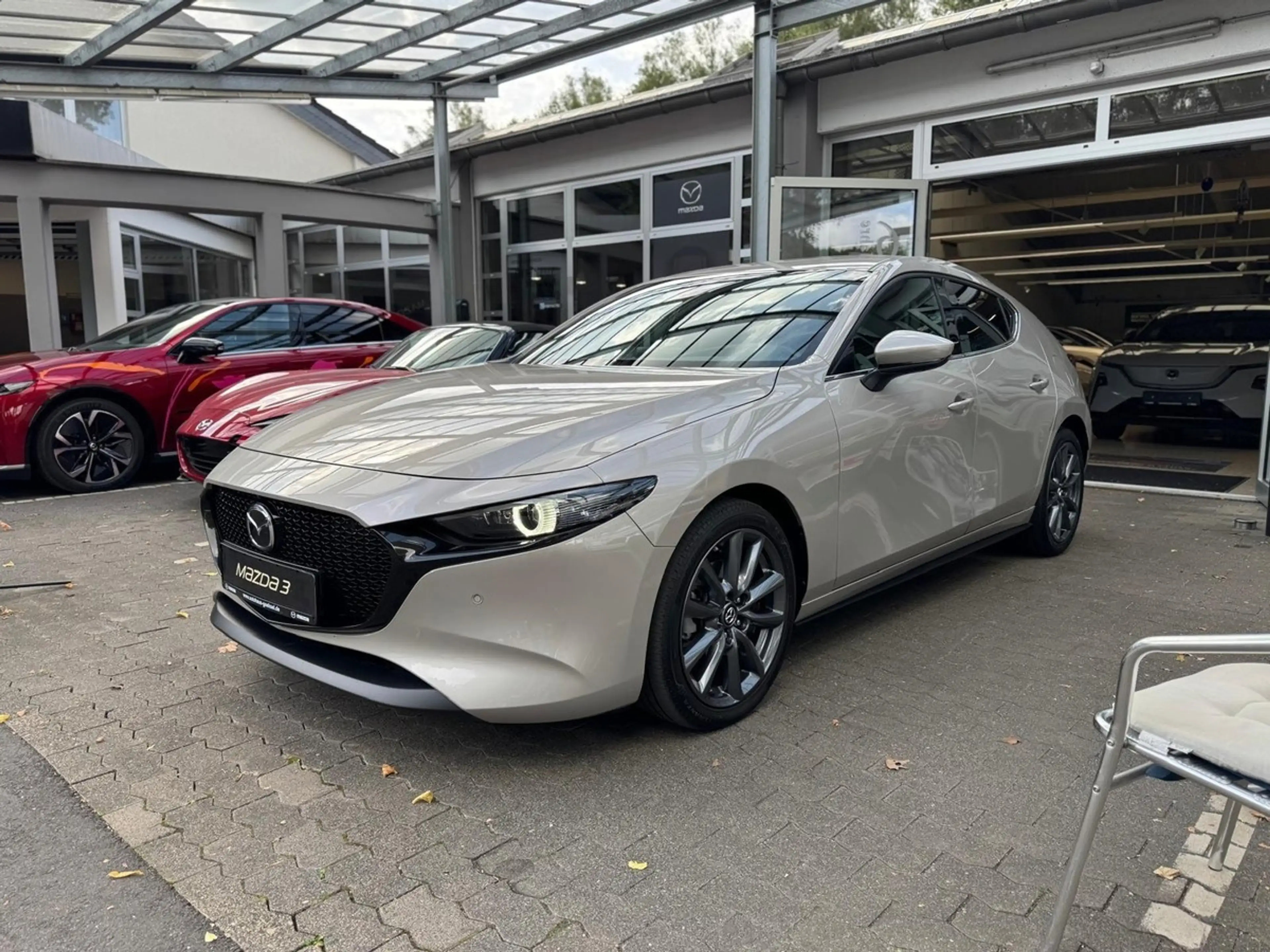 Mazda 3 2,5L 140PS - Bose, Matrix LED, Head Up, Carplay, 3
