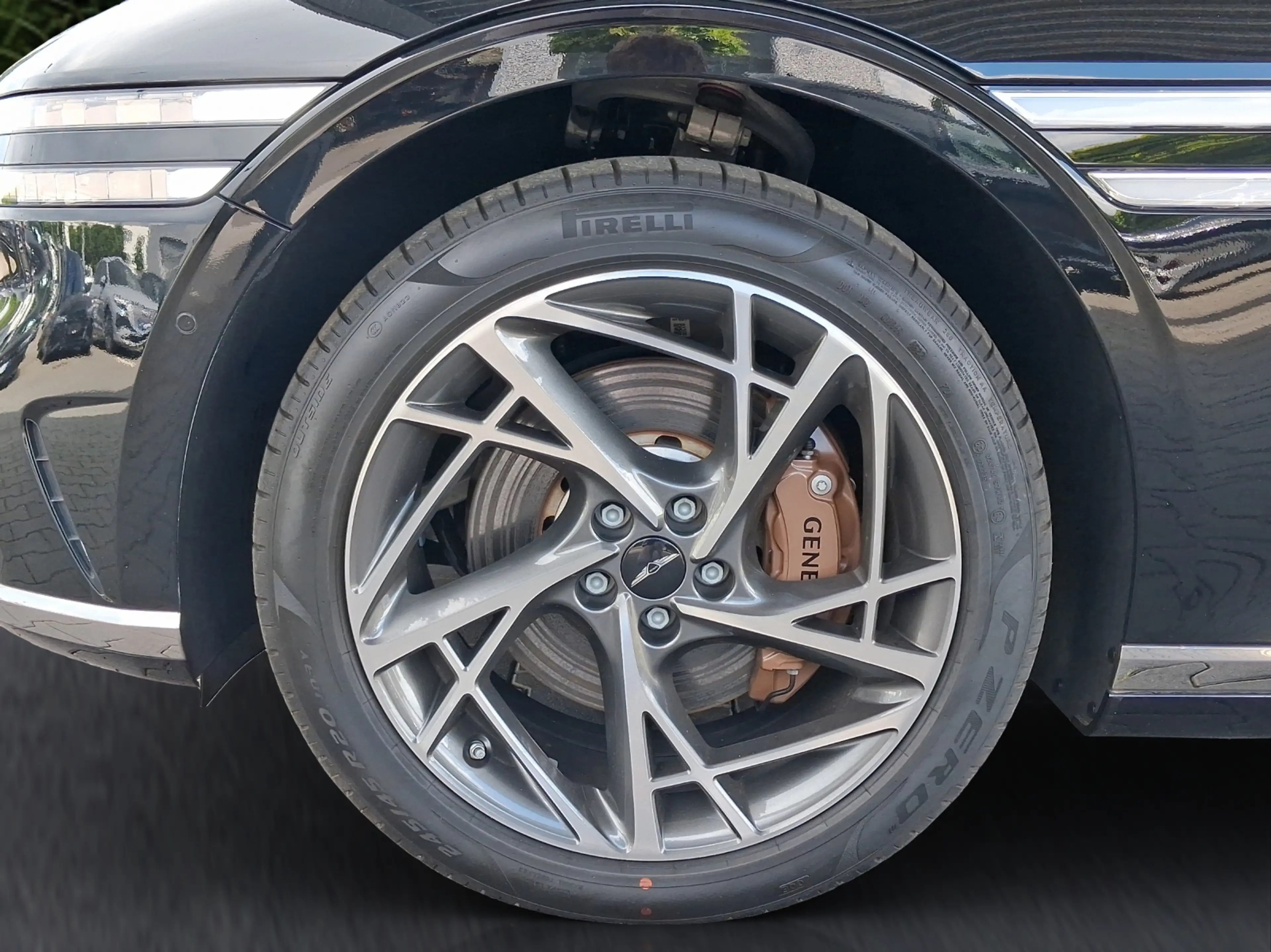Genesis G90 T Mild Hybrid 3.5 AWD Pano B&O HuD 4-Sitzer — photo 15