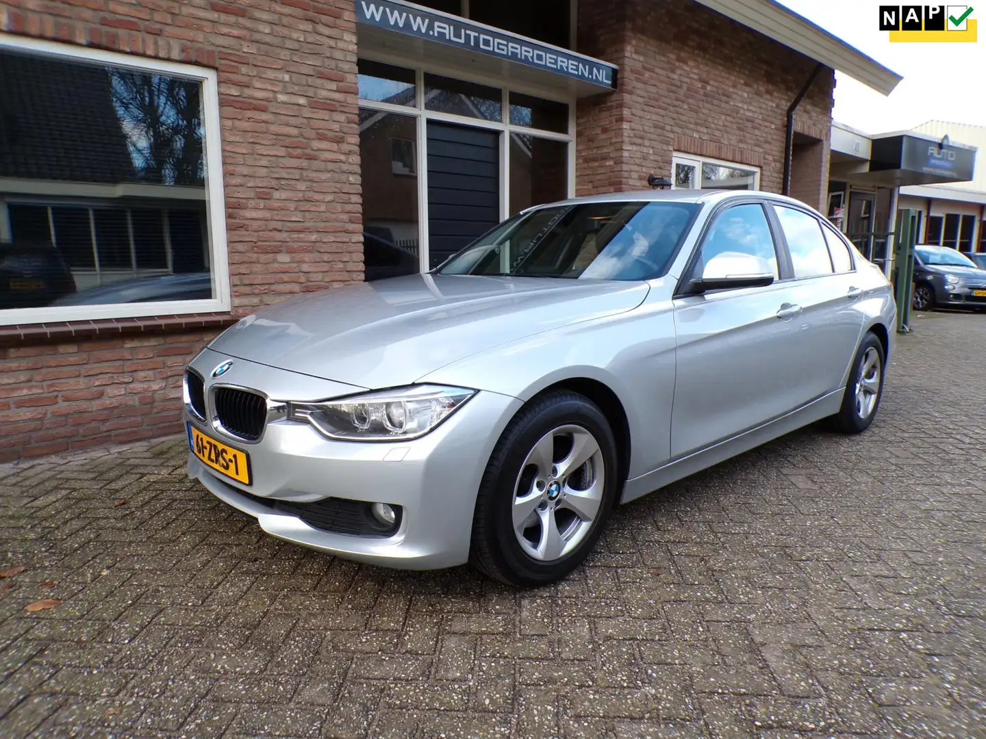 BMW 320 3-serie 320d EfficientDynamics Edition High Execut Gri - 1