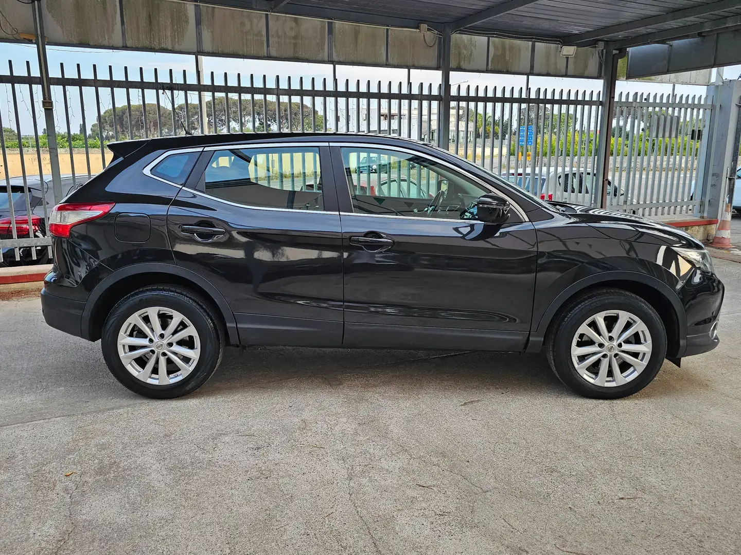 Nissan Qashqai Qashqai 1.5 dci Acenta 110cv E6 Nero - 2