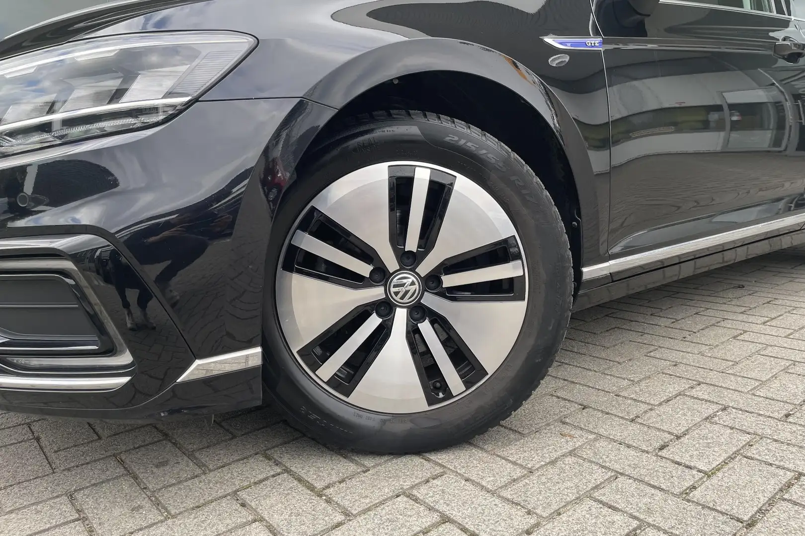 Volkswagen Passat Variant 1.4 TSI PHEV GTE Business Navigatie | Climate Cont Zwart - 2