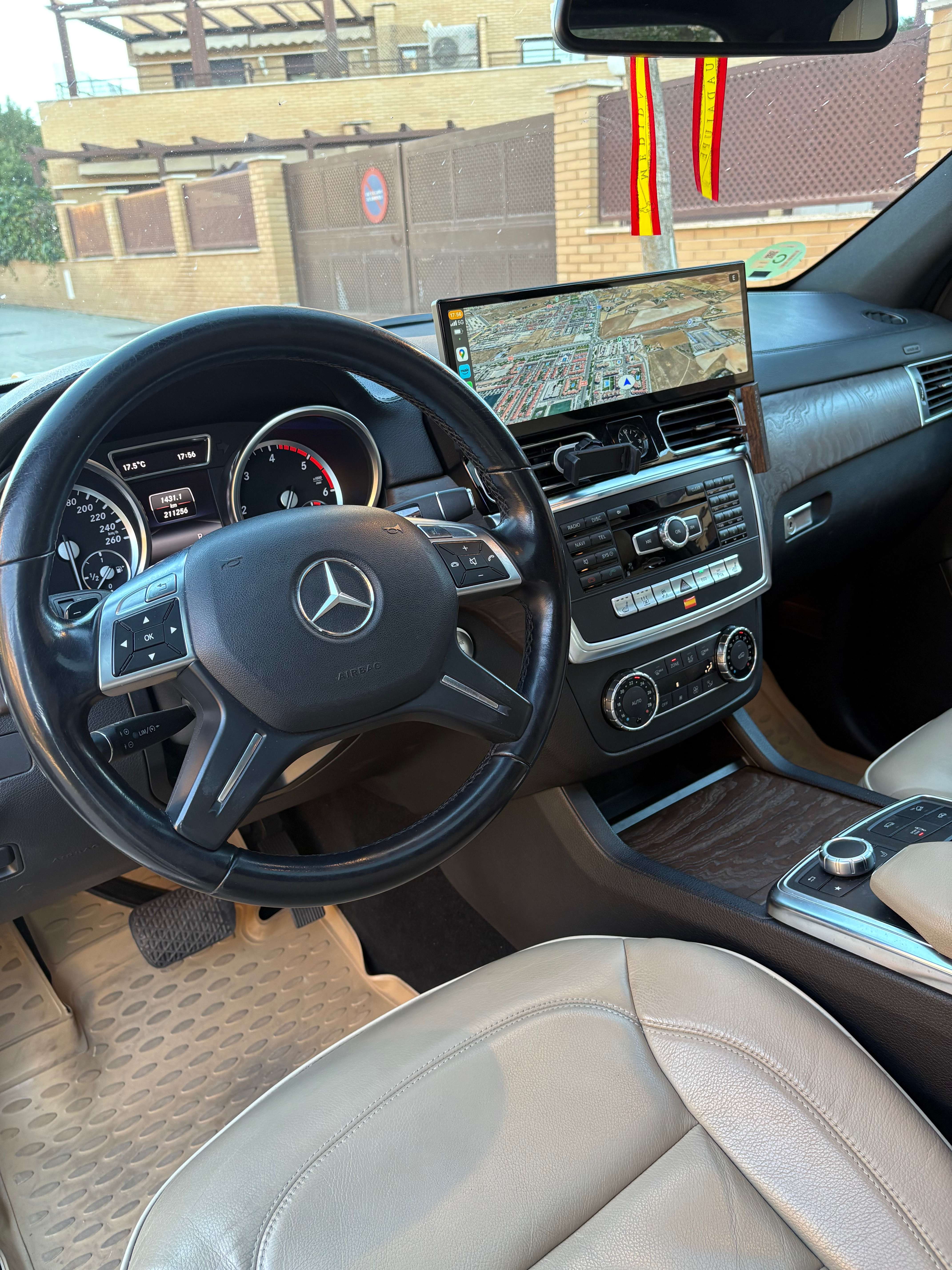 Mercedes-Benz GL 350 GL 350BlueTec 4M AMG (14.75) Aut. AMG - foto 1