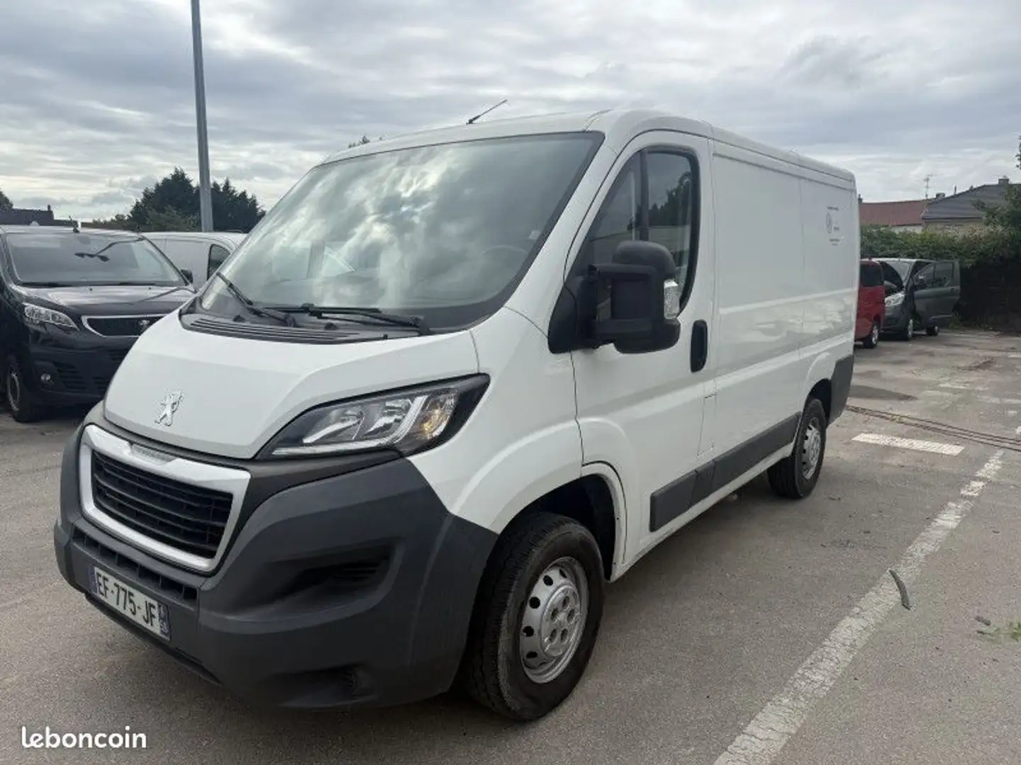 Peugeot Boxer FG 330 L1H1 2.0 BLUEHDI 110 PACK CLIM Weiß - 1