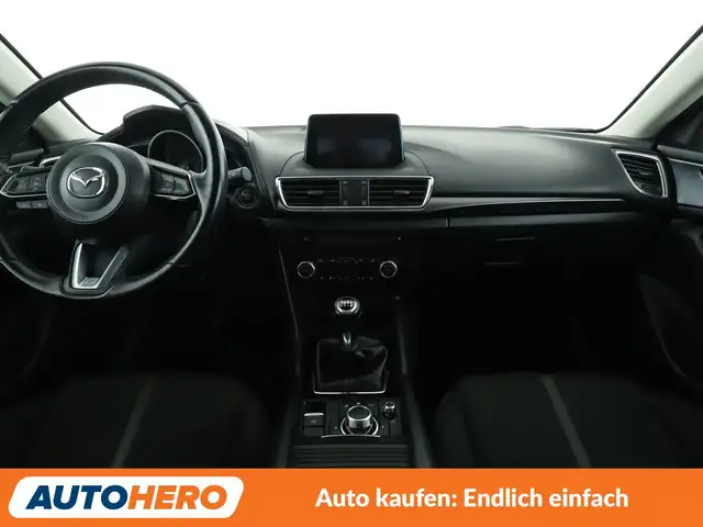 Mazda 3 view 12