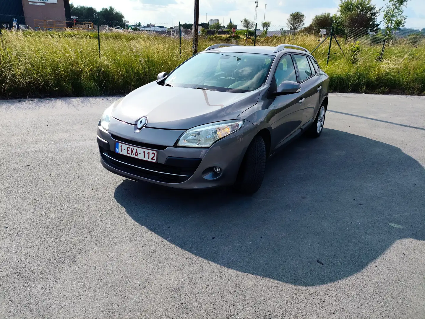 Renault Megane Mégane SW 1.5 dCi Privilège FAP Grijs - 1