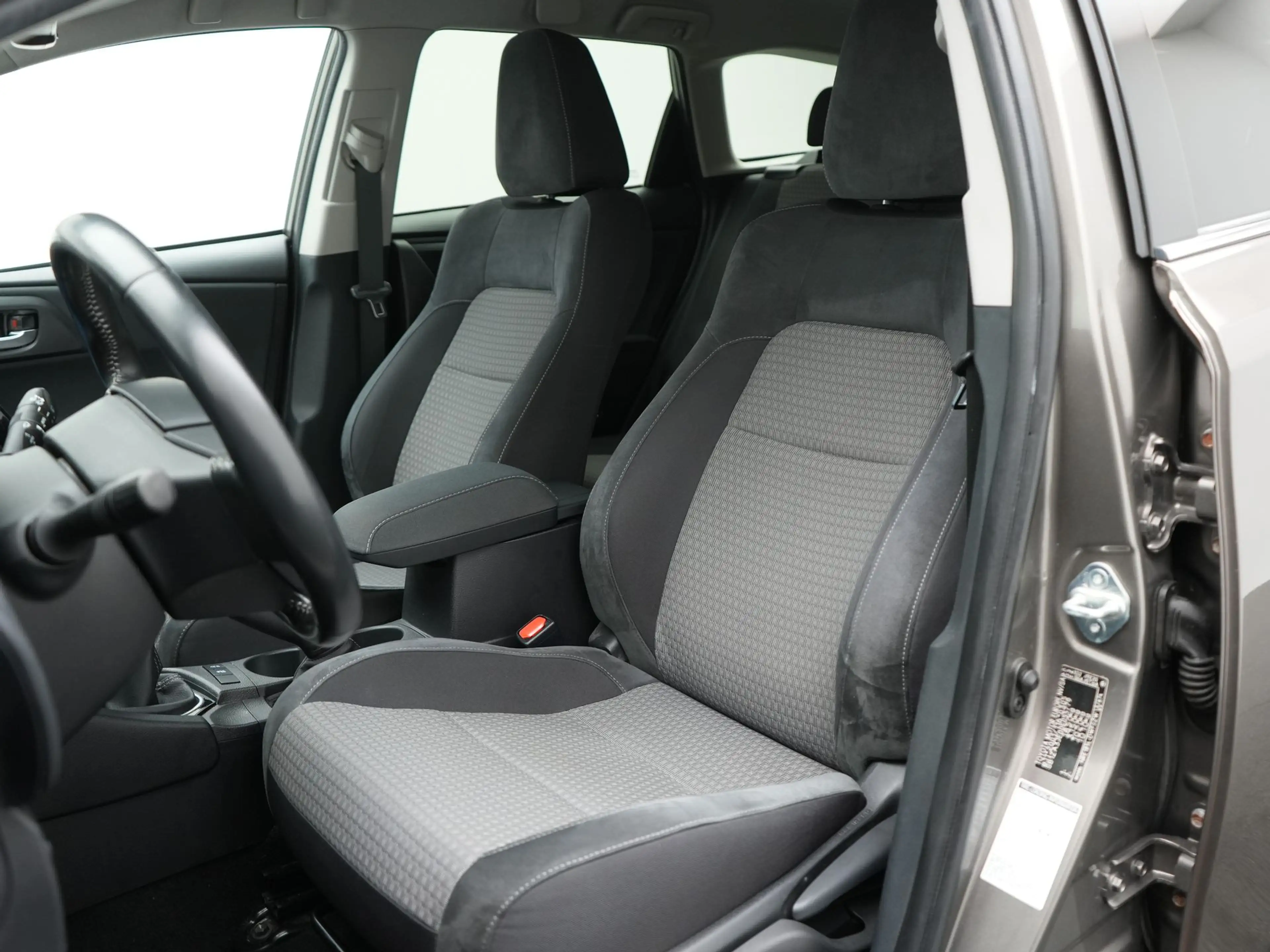 Toyota Auris Touring Sports 1.2T Energy Plus | NL Auto | Naviga — photo 6