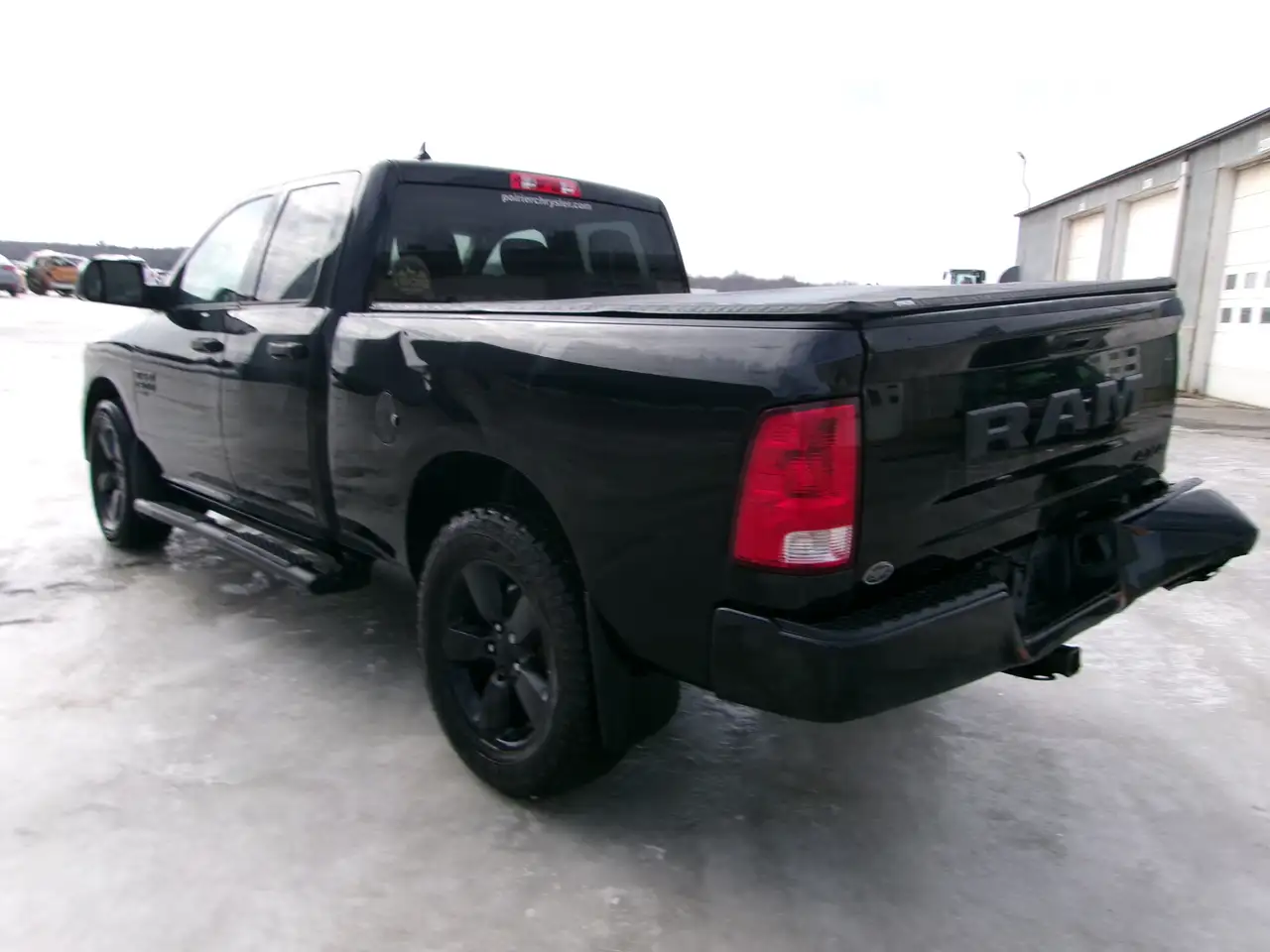 RAM 1500 снимка RAM 1500