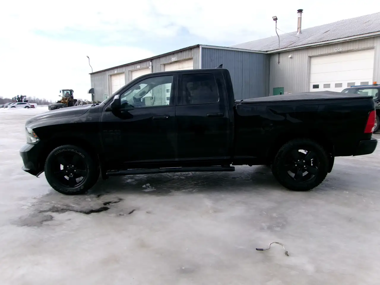 RAM 1500 снимка RAM 1500