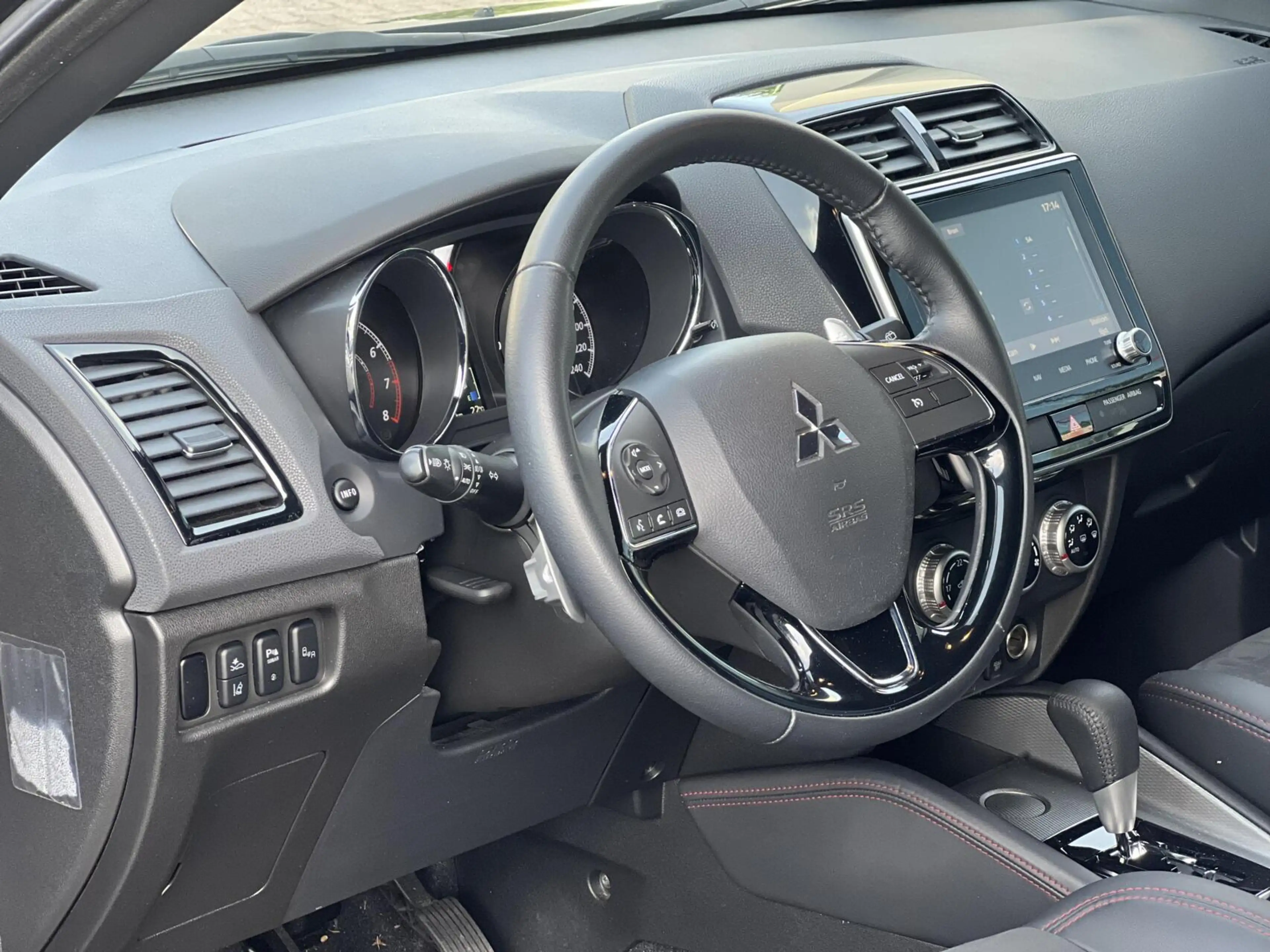 Mitsubishi ASX 2.0 Intense Automaat Clima Cruise PDC LED NAP — photo 34