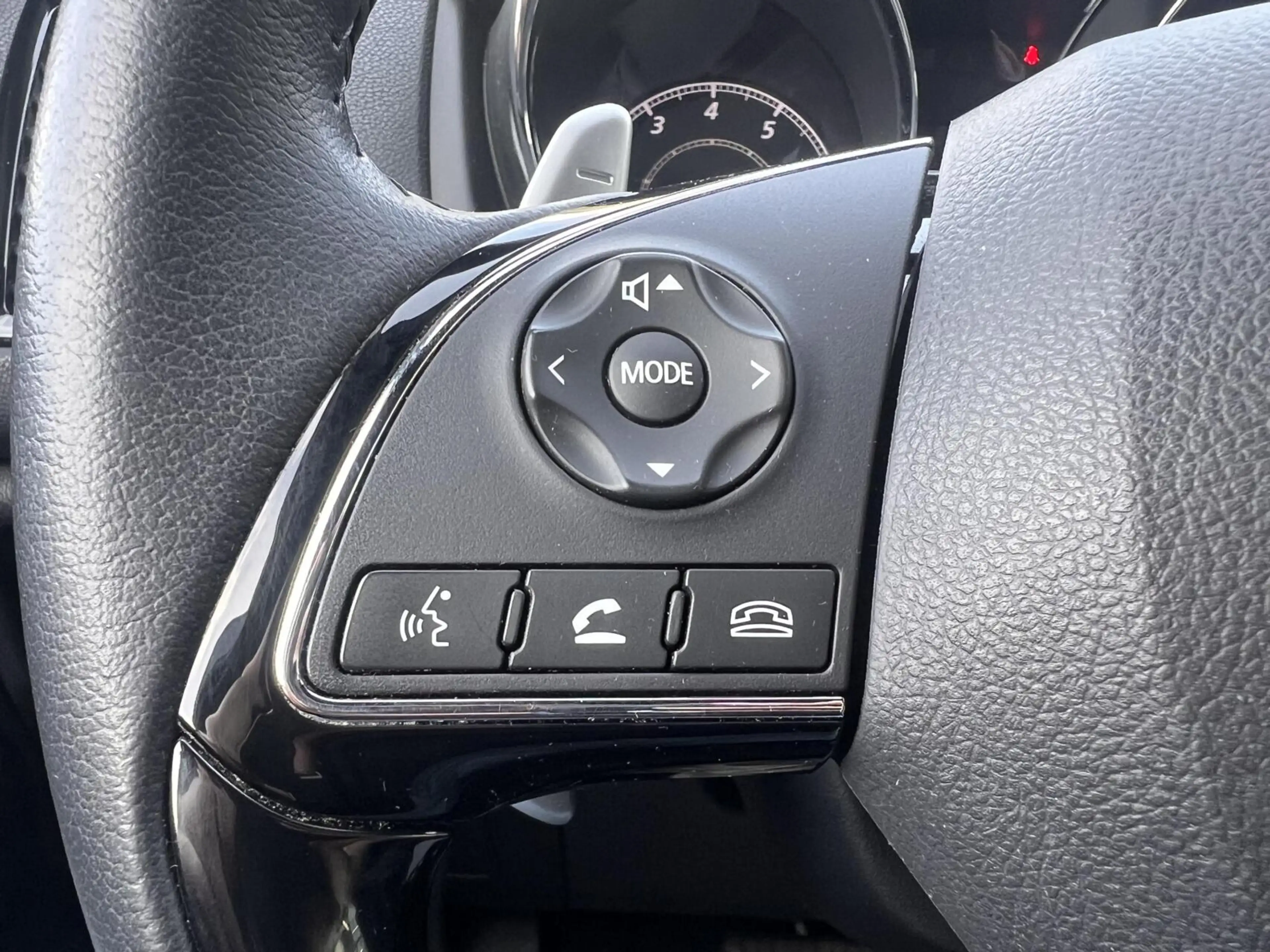 Mitsubishi ASX 2.0 Intense Automaat Clima Cruise PDC LED NAP — photo 35