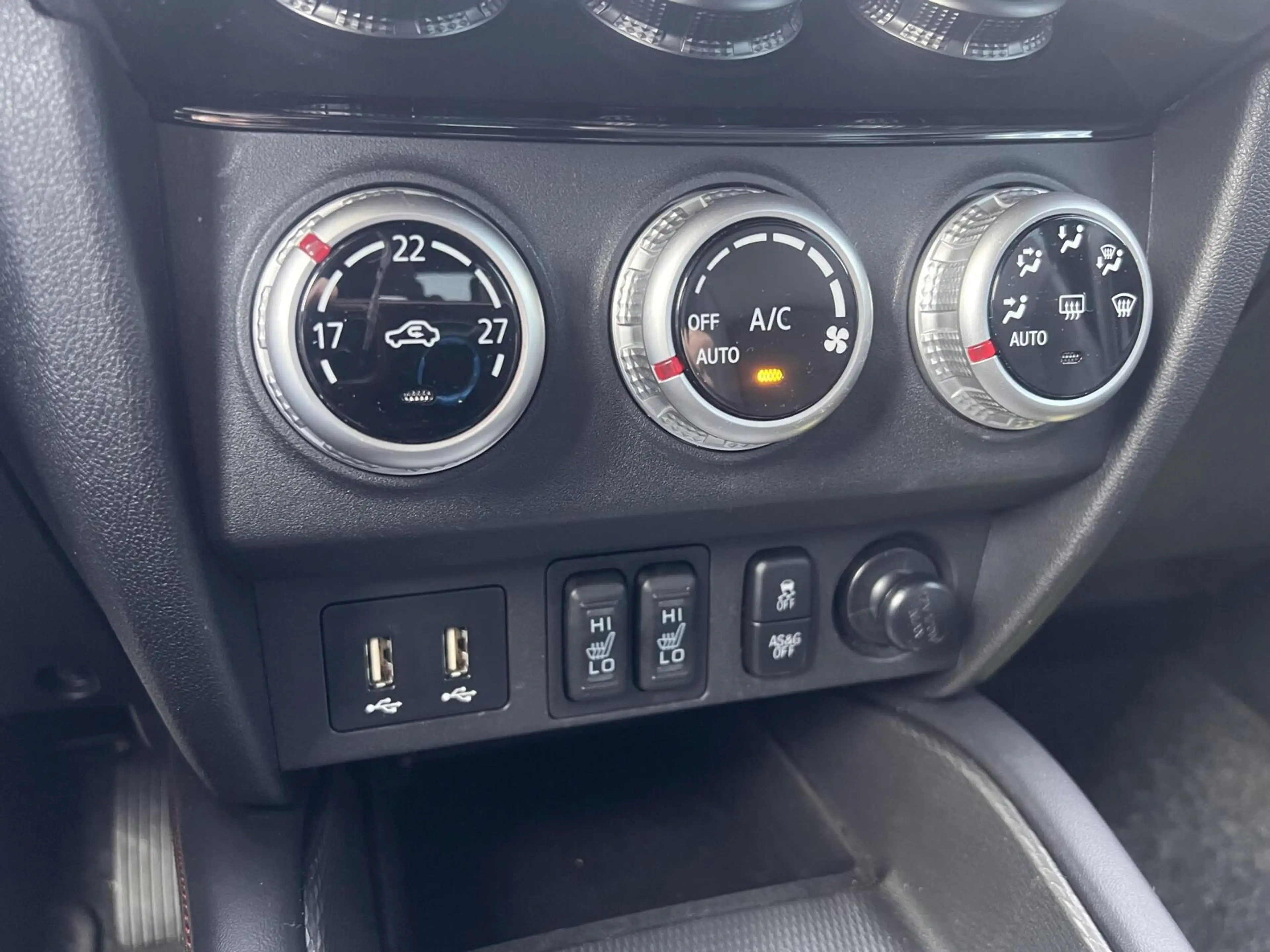 Mitsubishi ASX 2.0 Intense Automaat Clima Cruise PDC LED NAP — photo 31
