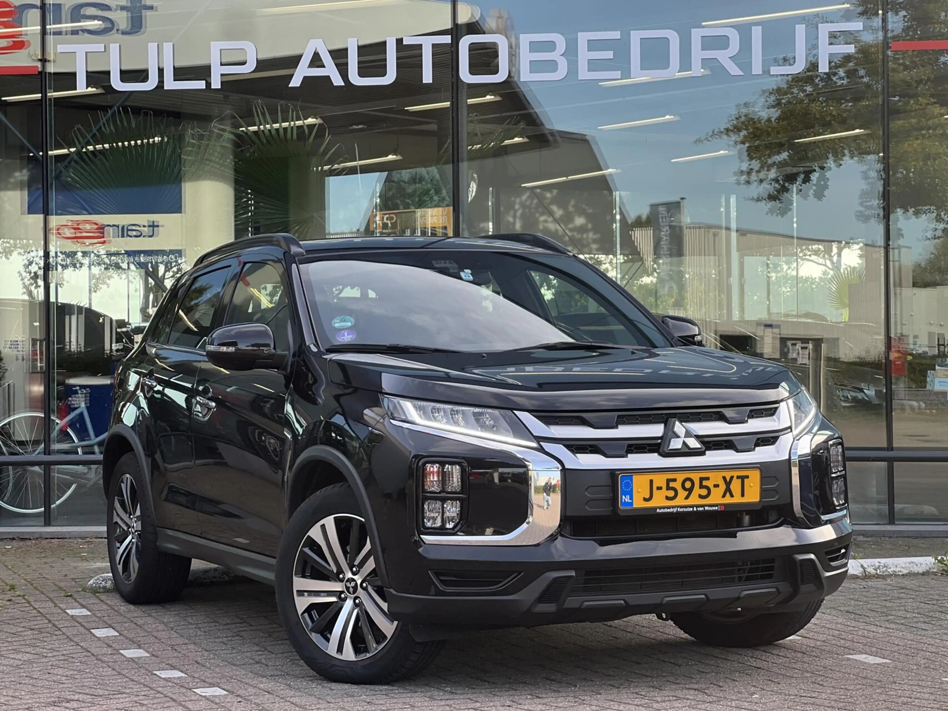 Mitsubishi ASX 2.0 Intense Automaat Clima Cruise PDC LED NAP — photo 2