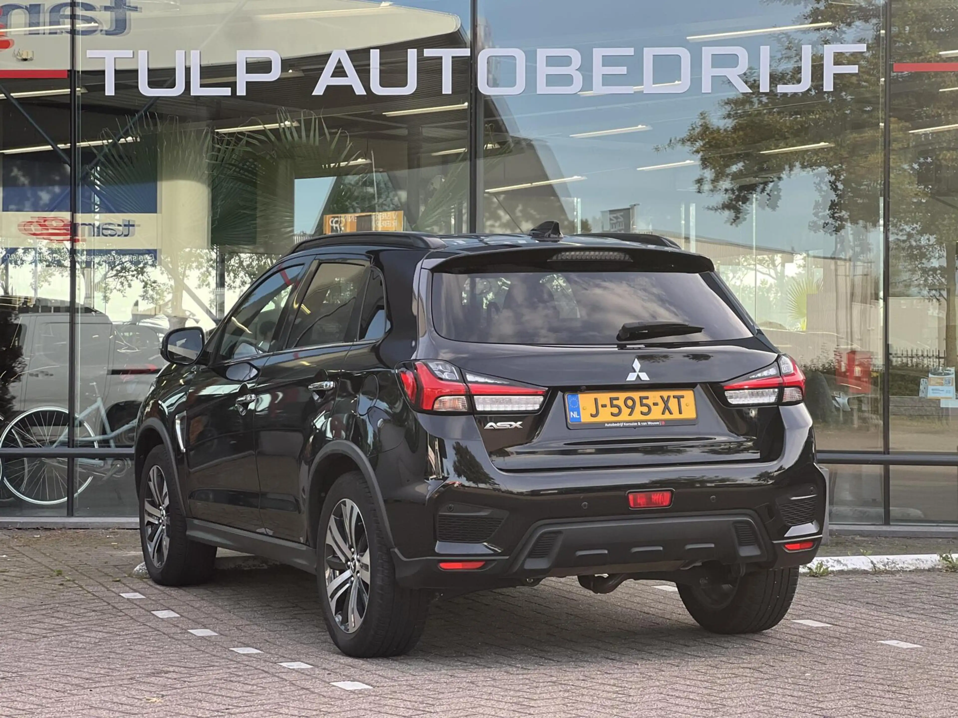 Mitsubishi ASX 2.0 Intense Automaat Clima Cruise PDC LED NAP — photo 3