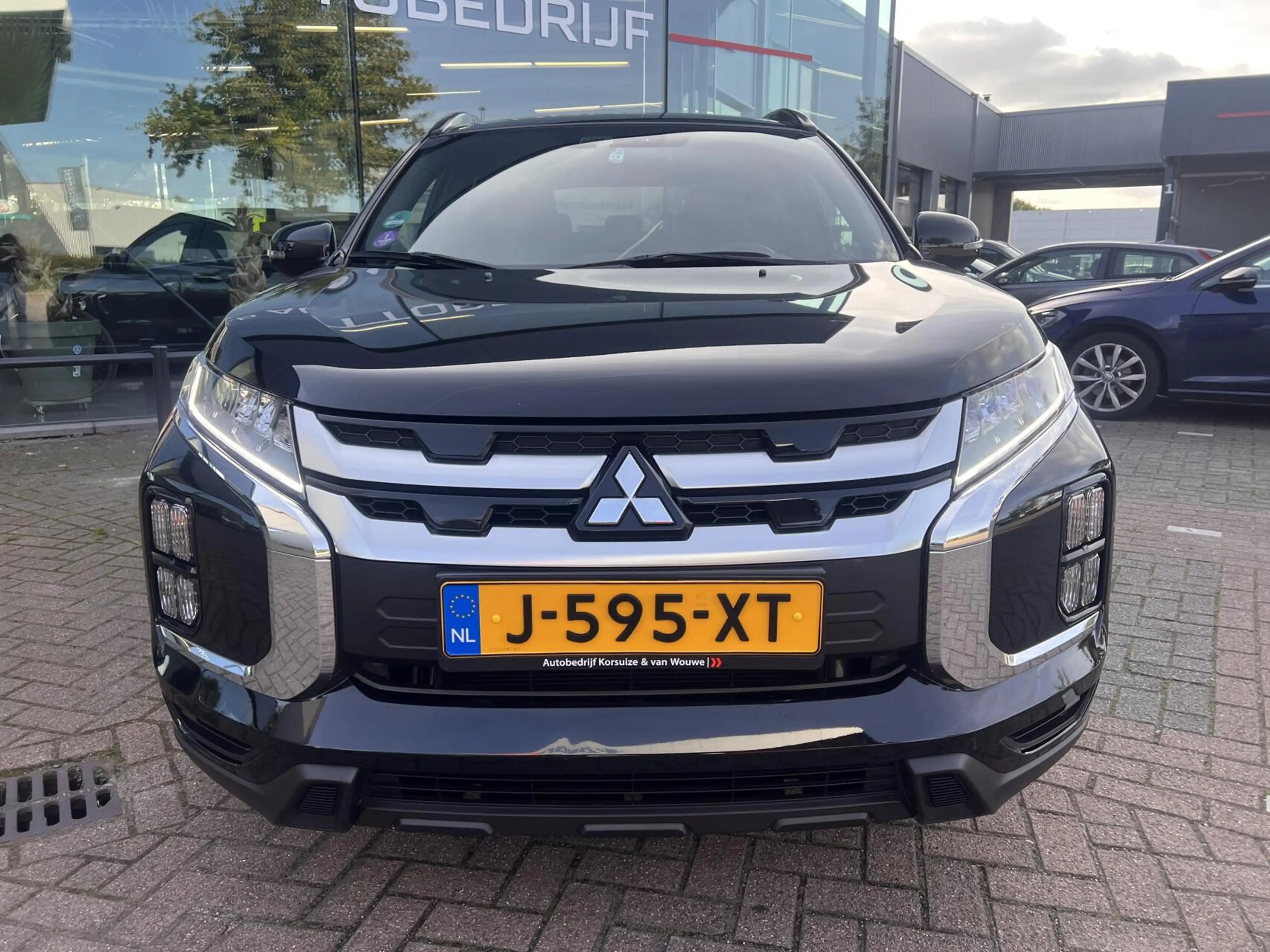 Mitsubishi ASX 2.0 Intense Automaat Clima Cruise PDC LED NAP — photo 13