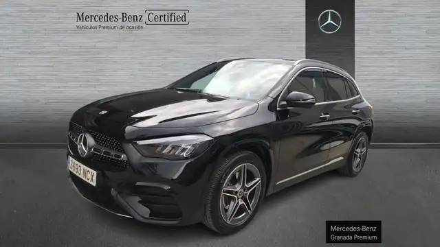 Mercedes-Benz GLA 200 -CLASS D