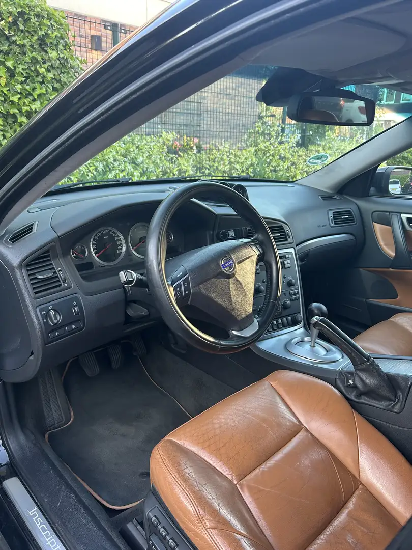 Volvo V70 Inscription 300pk nieuwe APK, Four-C Negru - 2