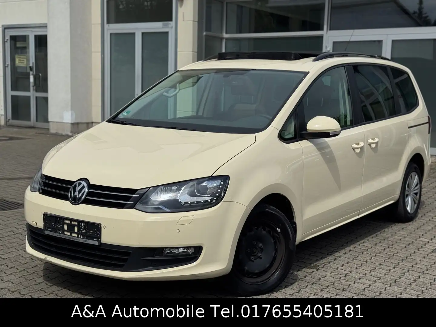 Volkswagen Sharan 2.0 Trendline DSG Pano elekr.Schiebetüren - 2