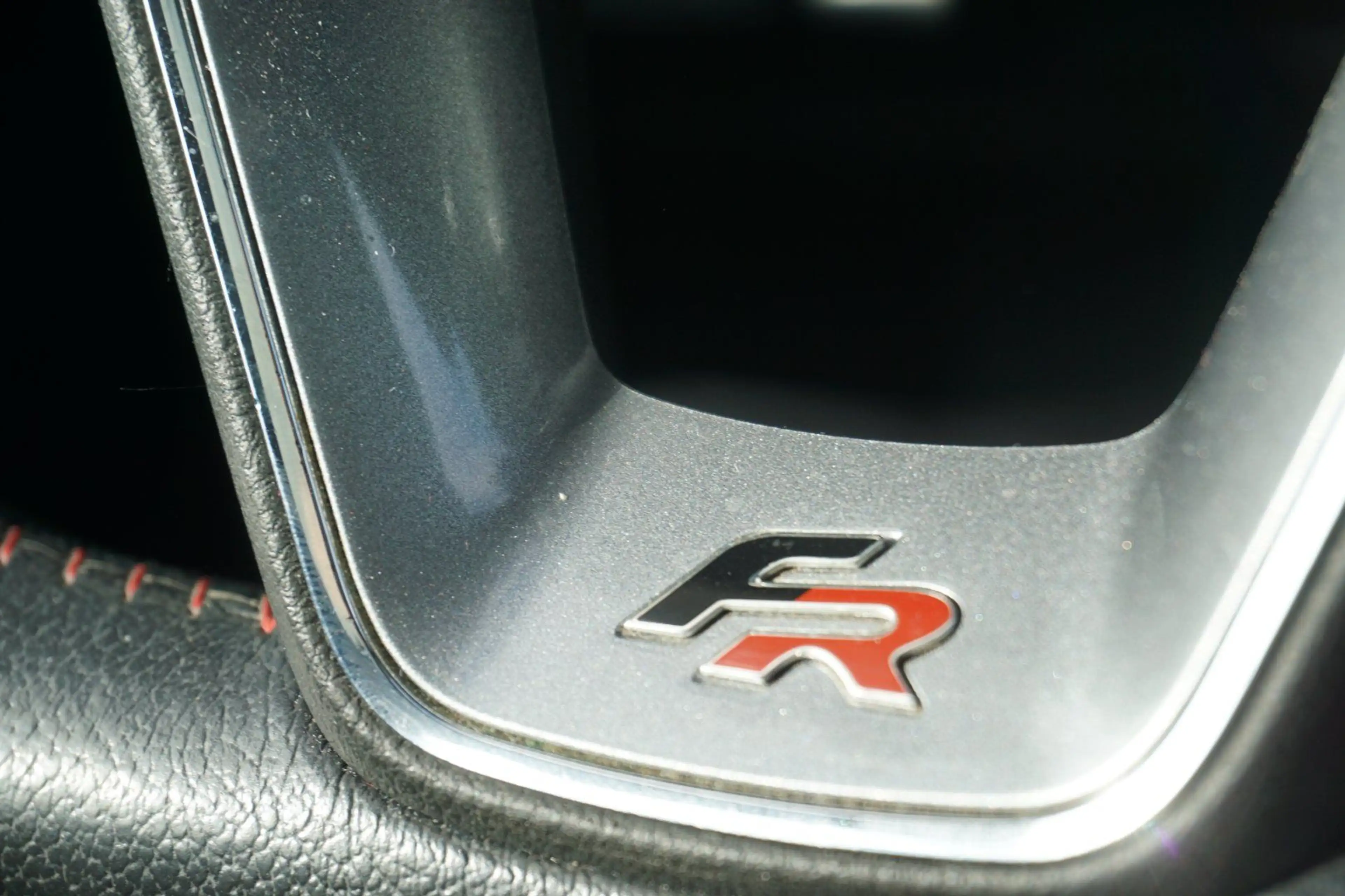 SEAT Leon FR — photo 10