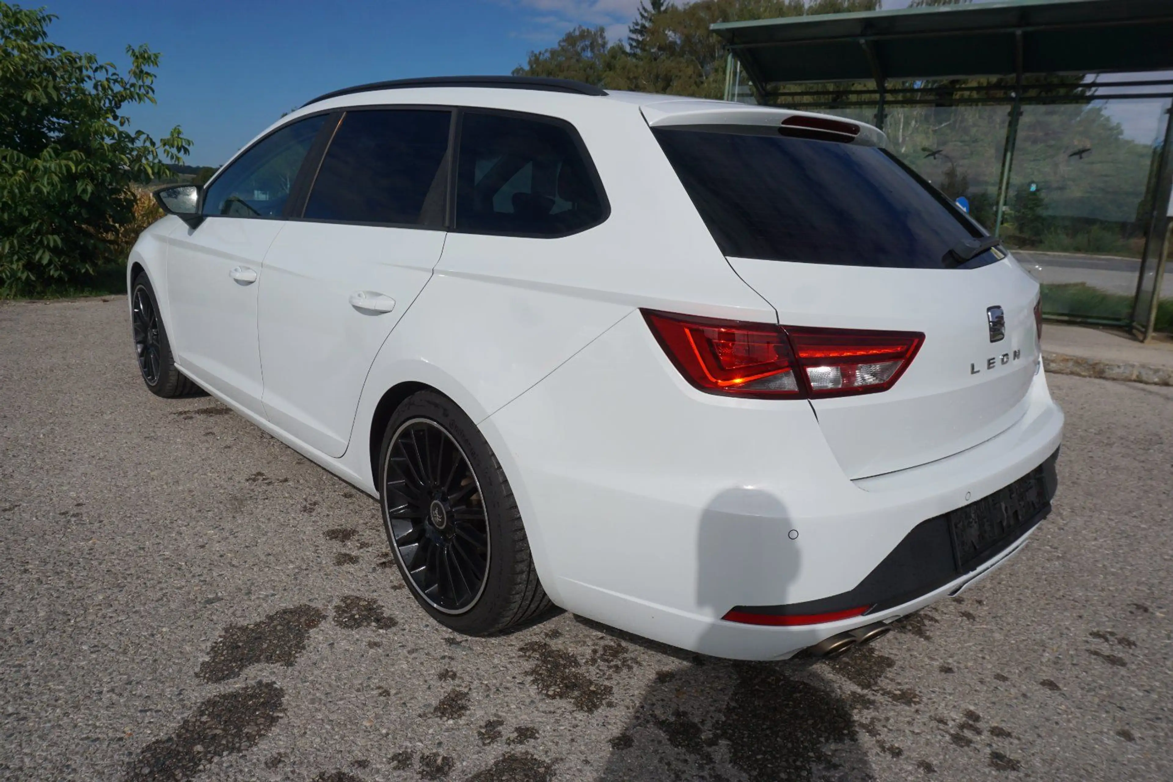 SEAT Leon FR — photo 4