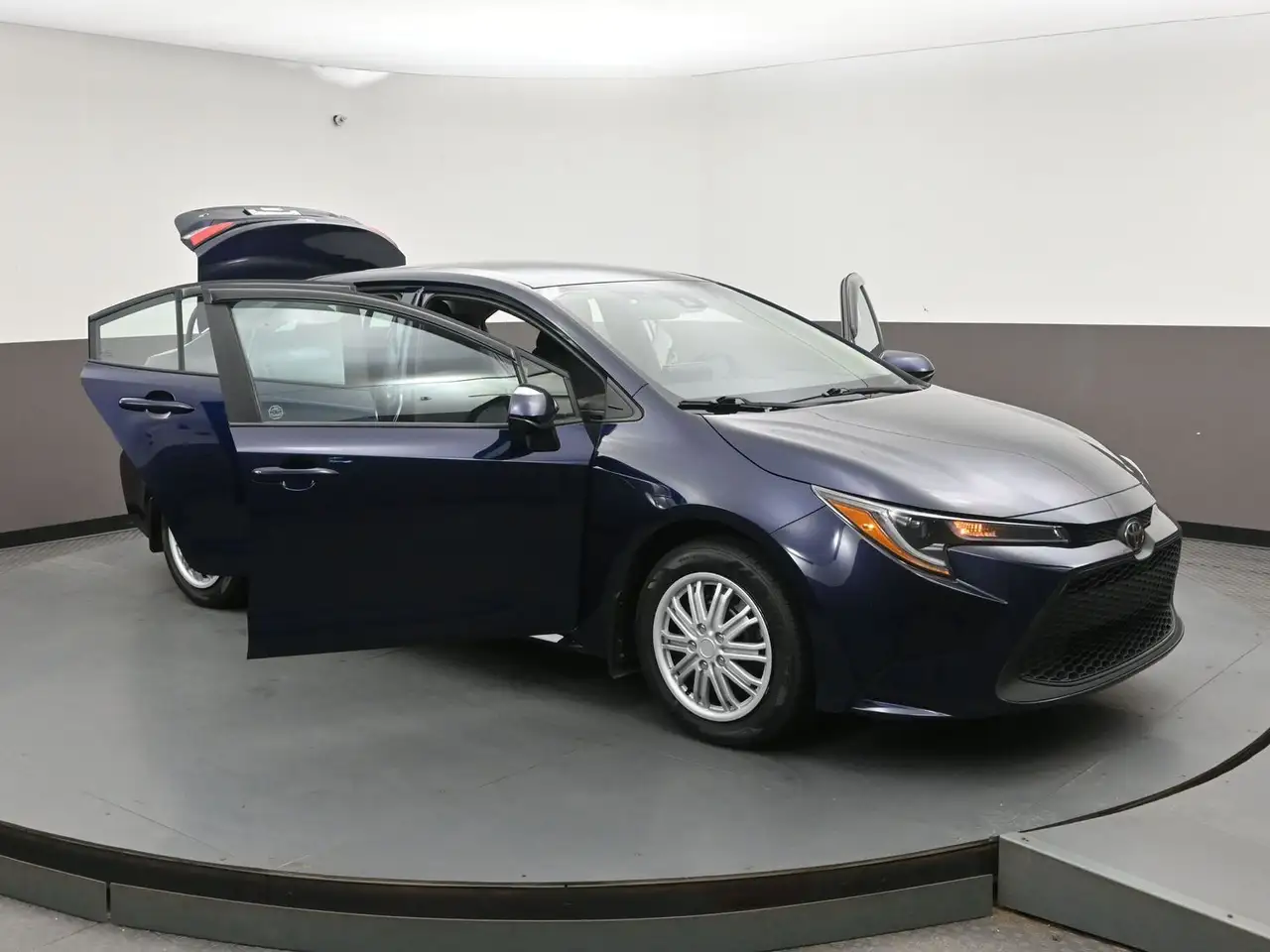 Toyota Corolla снимка Toyota Corolla