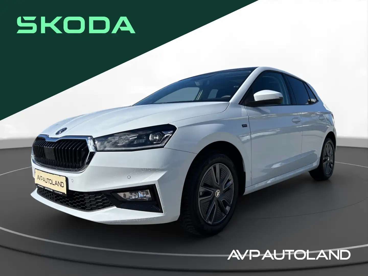 Skoda Fabia 1.0 TSI DSG Selection | PANO | NAVI | ACC Weiß - 1