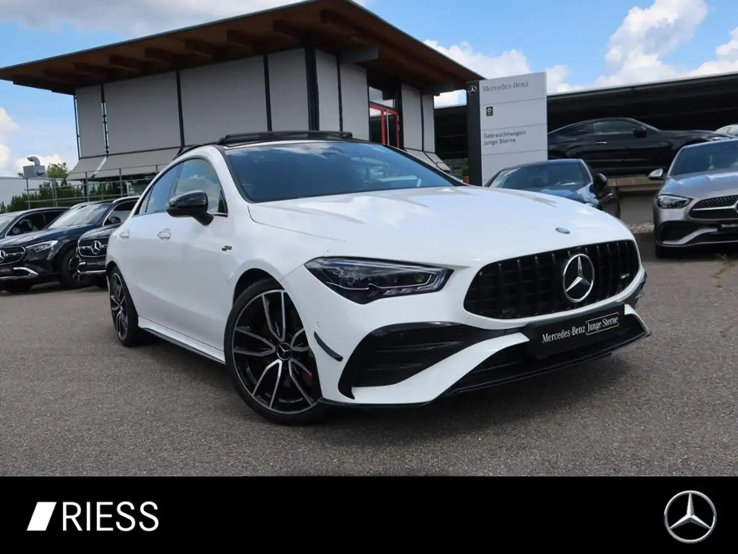 Mercedes-Benz CLA 35 AMG 4M CP AMG PANO AERO NIGHT II MULTIB TOTW Blanco - 1