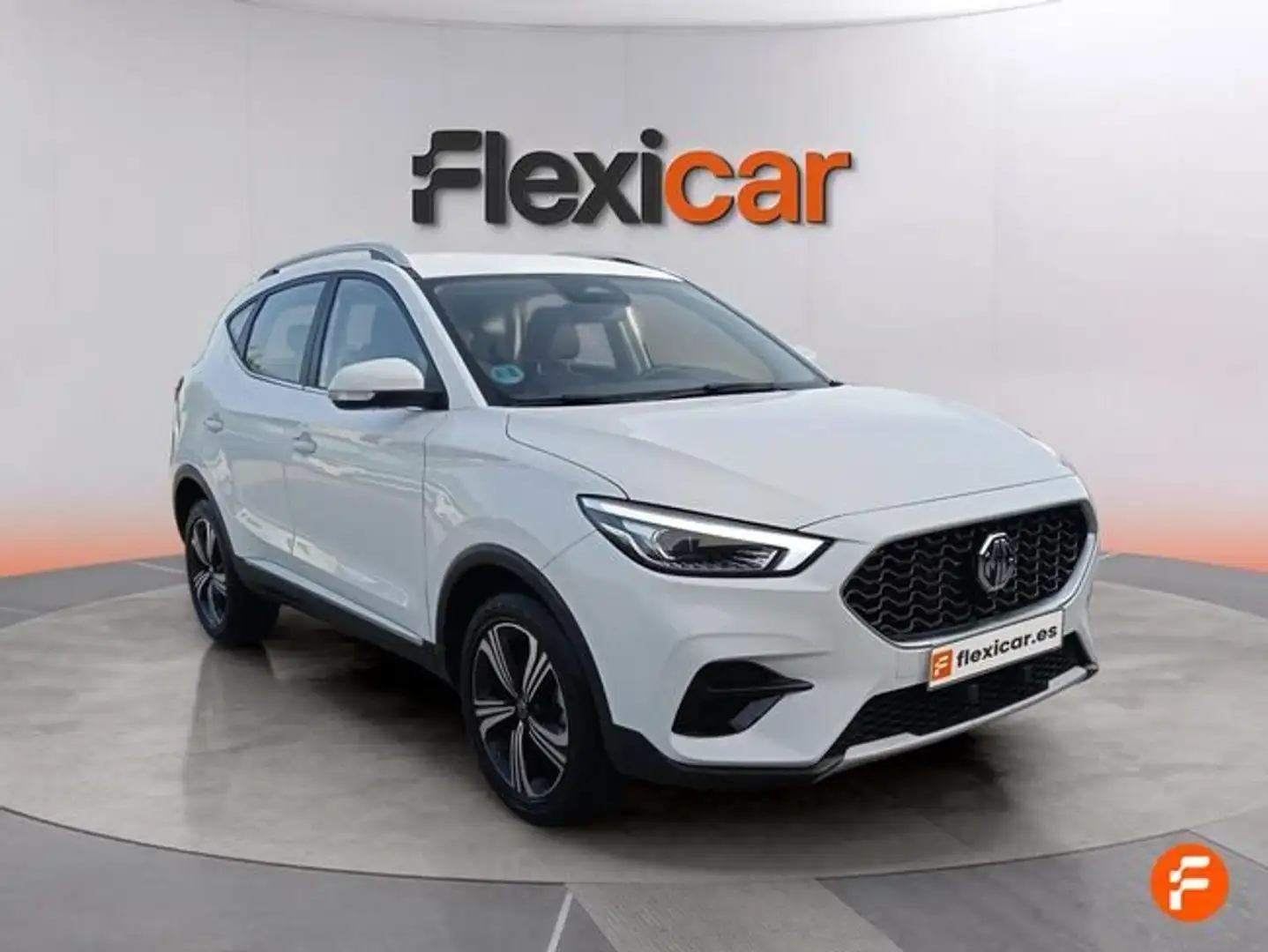 MG ZS 1.5 Comfort Blanco - 2
