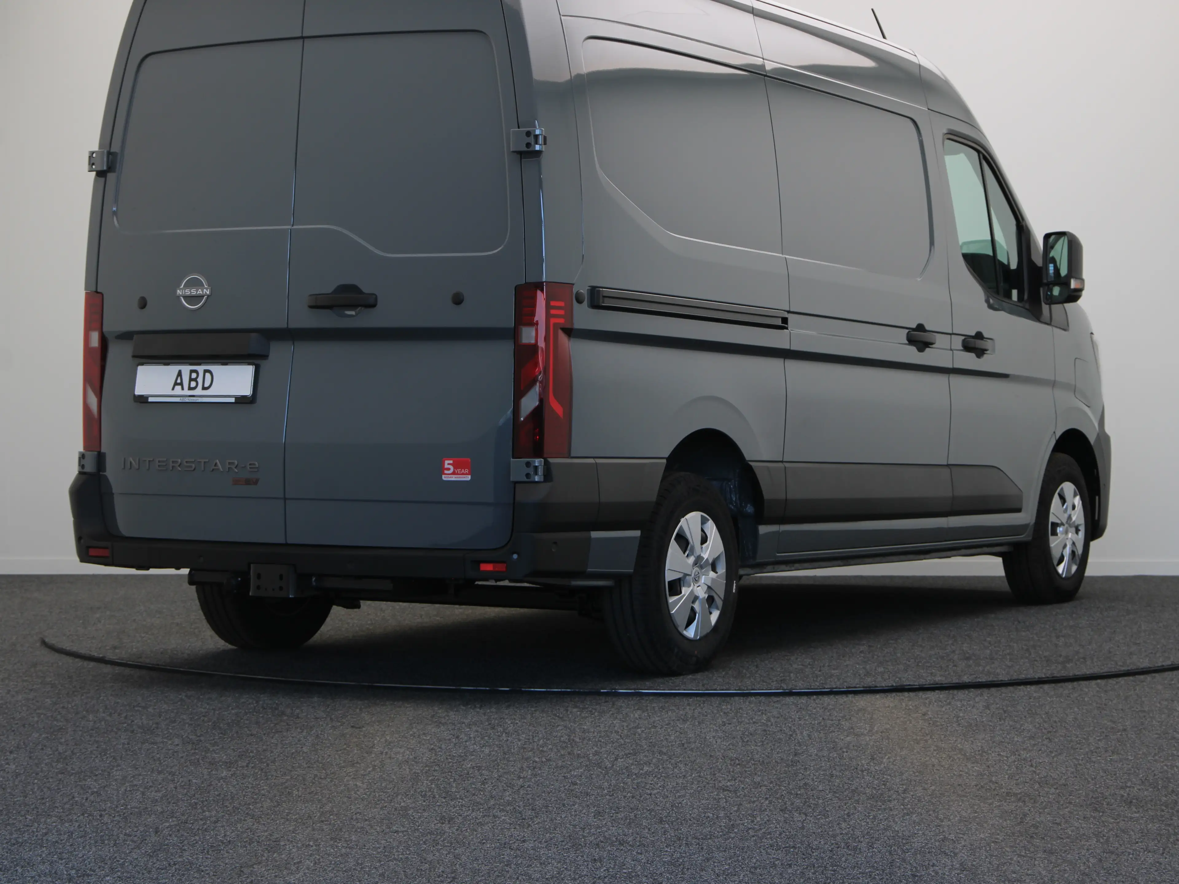 Nissan Interstar Interstar-e Limited + Trekhaak 87 kWh | 7" TFT kle — photo 8