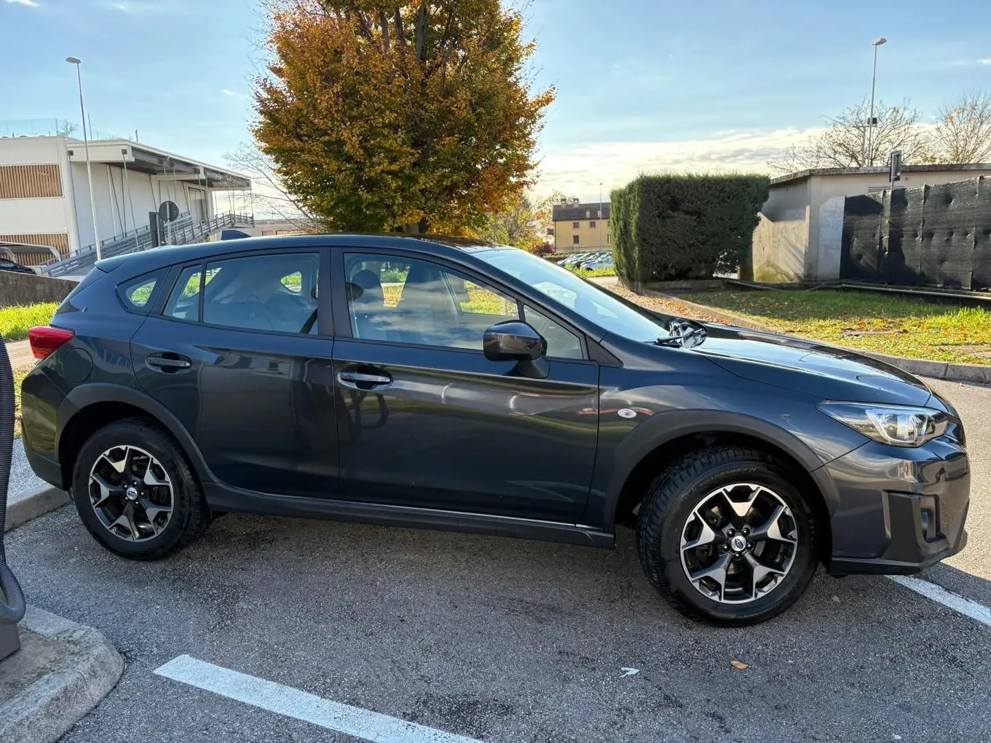 Subaru XV XV 1.6i Free bi-fuel 5mt my16 Negru - 1