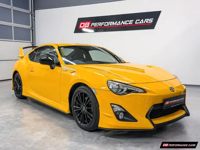 Toyota GT86 Aero Kit, Sonderfarbe gelb, selten,  JDM