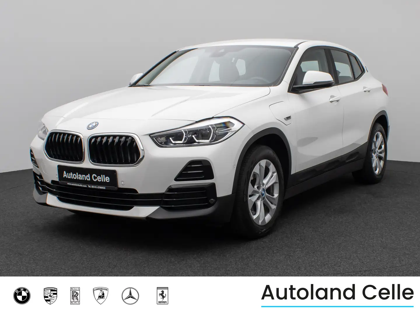 BMW X2 xD25e DAB Navi Parkassist Geschwindigkeitsreg Weiß - 1