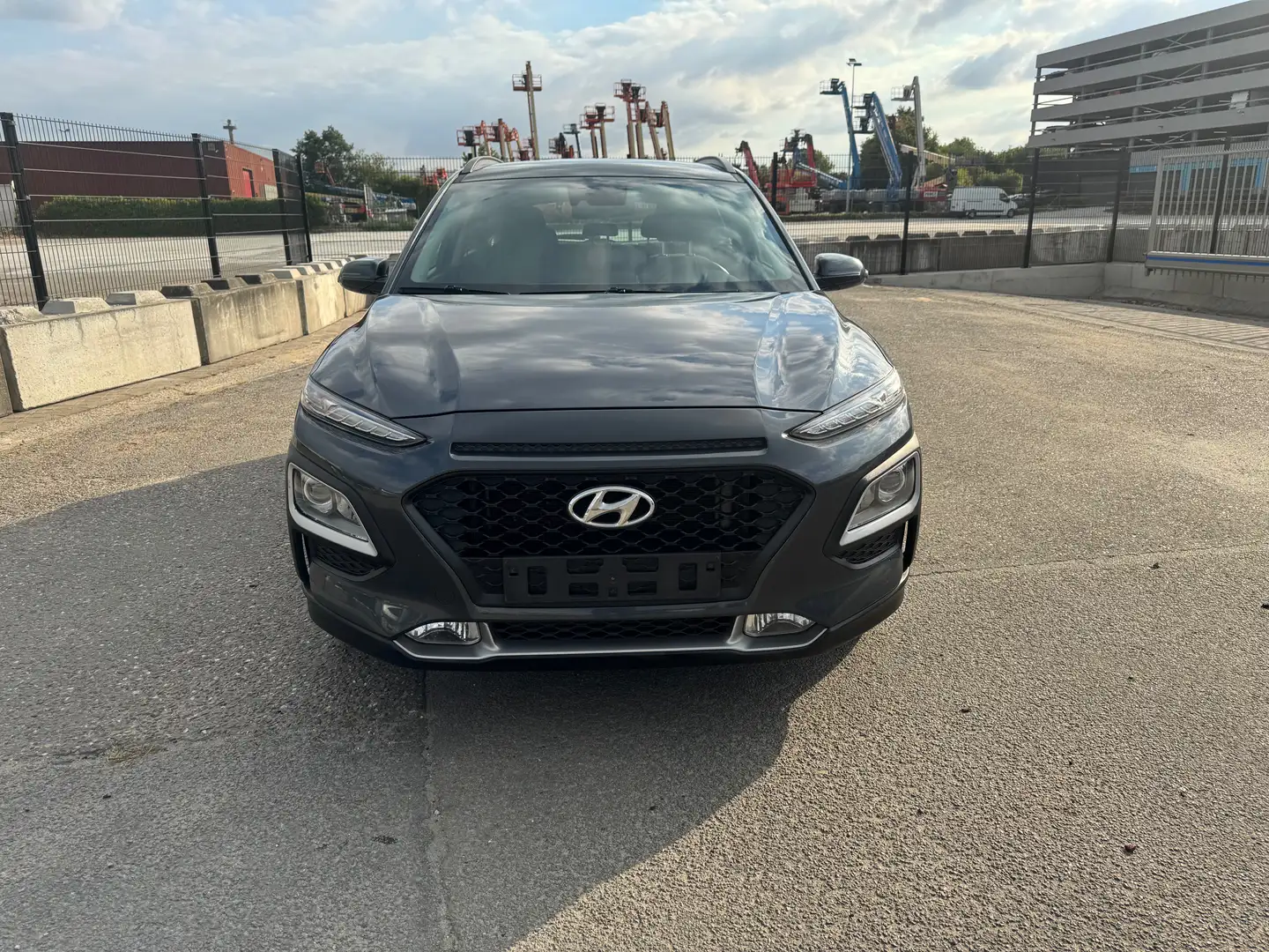 Hyundai KONA Gris - 2