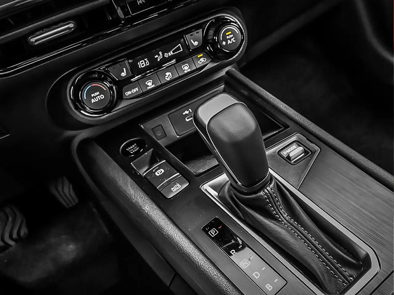 Nissan Kicks снимка Nissan Kicks