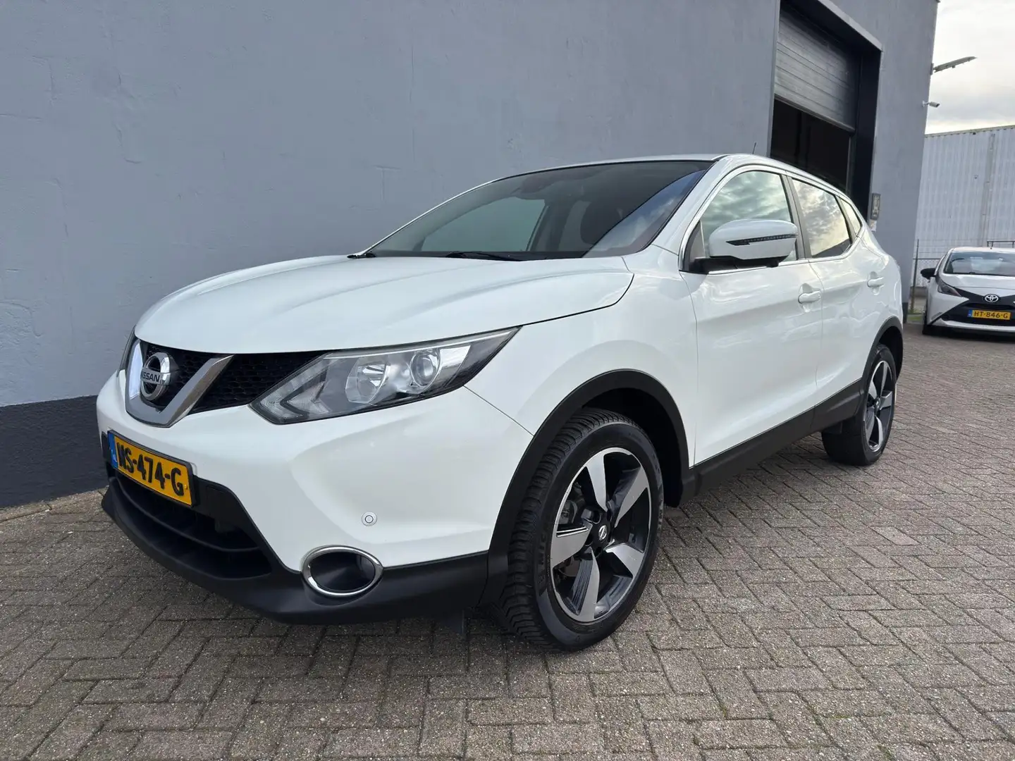 Nissan Qashqai 1.2 N-Connecta - Navigatie Wit - 1