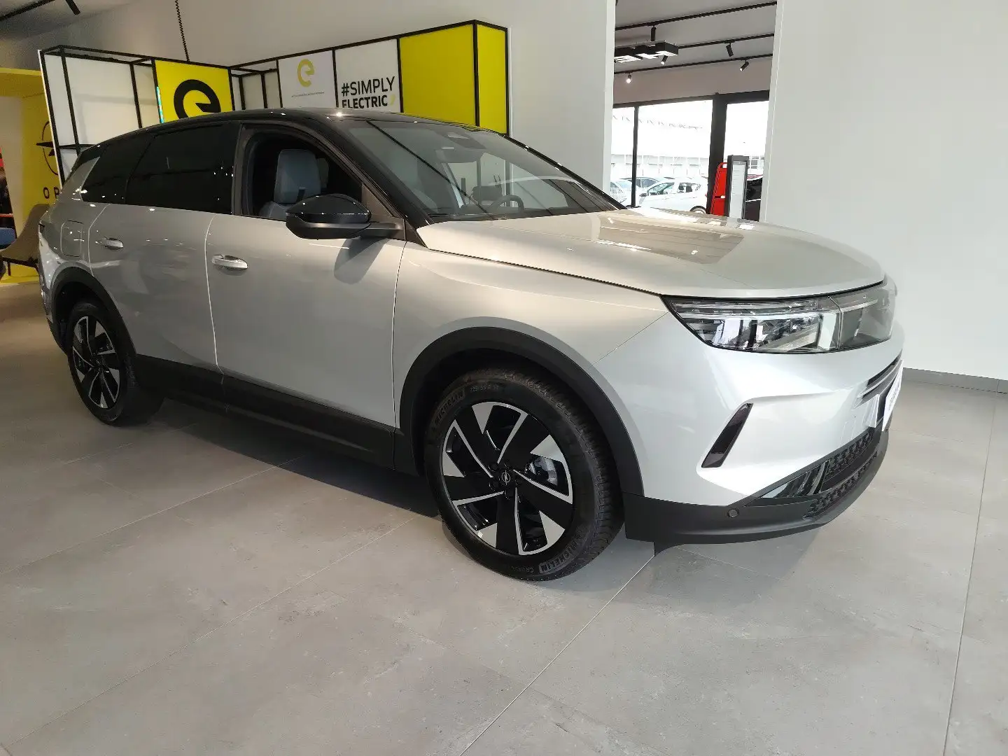 Opel Grandland Grandland Hybrid 145 CV EDCT GS Gris - 1