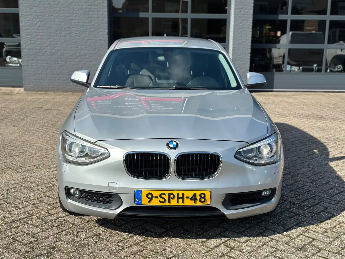 BMW 114 1-serie 114i EDE Upgrade Edition LEER|XENON|STOELV Gris - 2