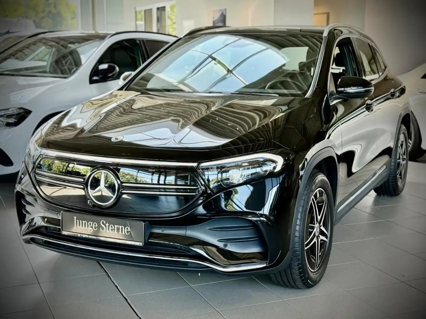 Mercedes-Benz EQA 300 4M AMG+MBUX+KAMERA+Ambiente+FLEXBONUS Nero - 2