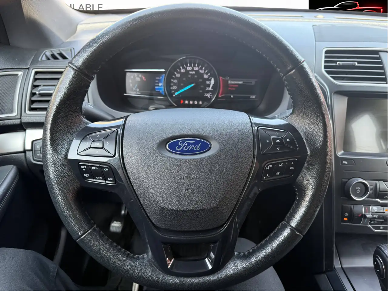 Ford Explorer photo Ford Explorer