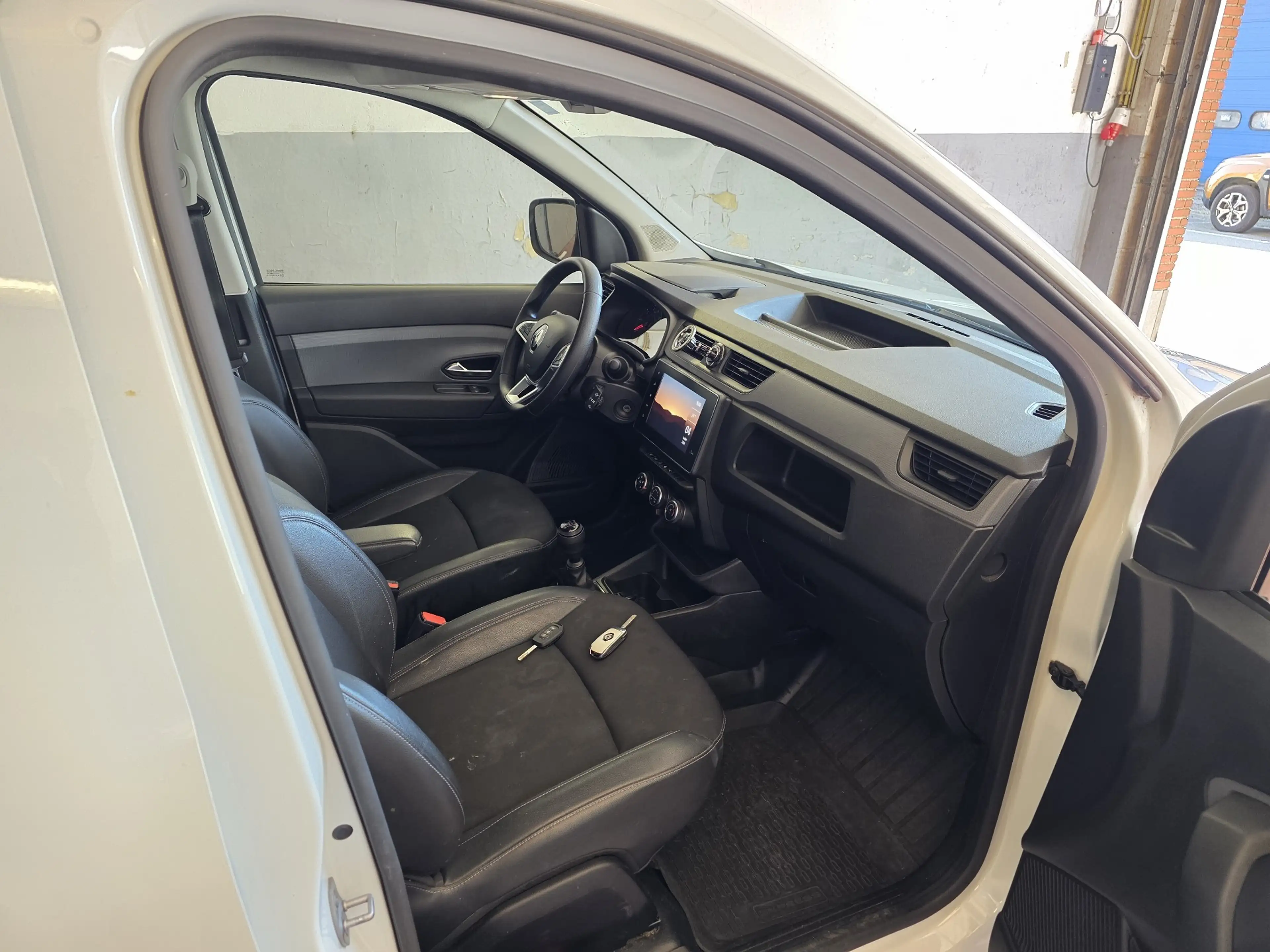 Renault Express Express 1.3 TCe EU6d clim — photo 7