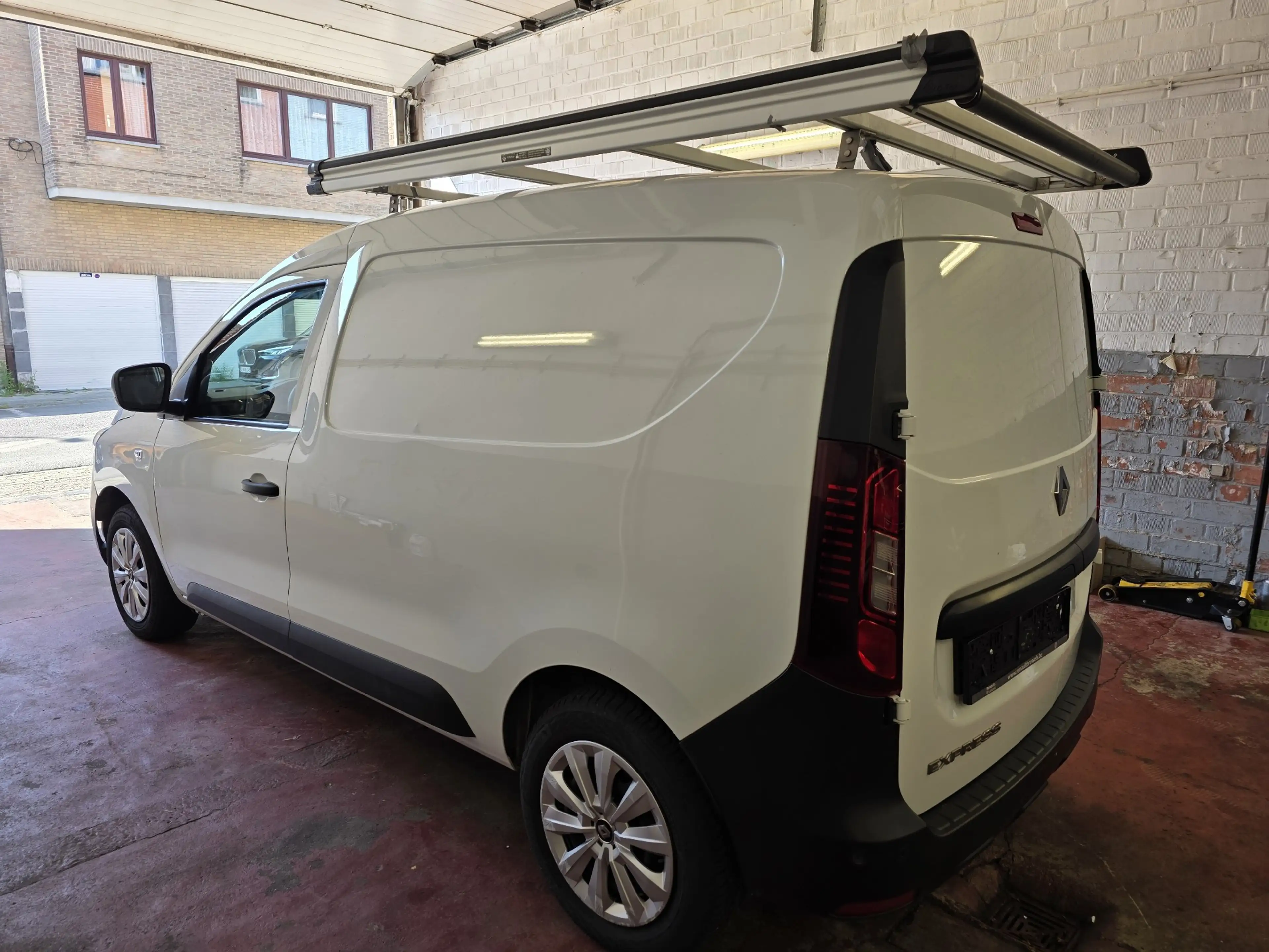 Renault Express Express 1.3 TCe EU6d clim — photo 5