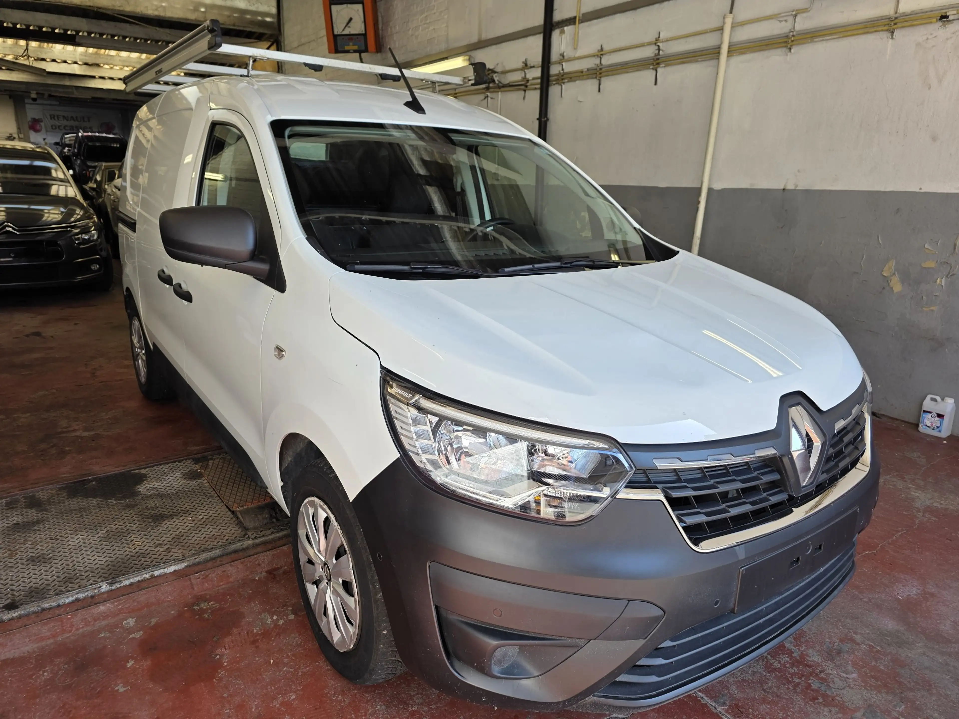 Renault Express Express 1.3 TCe EU6d clim — photo 2