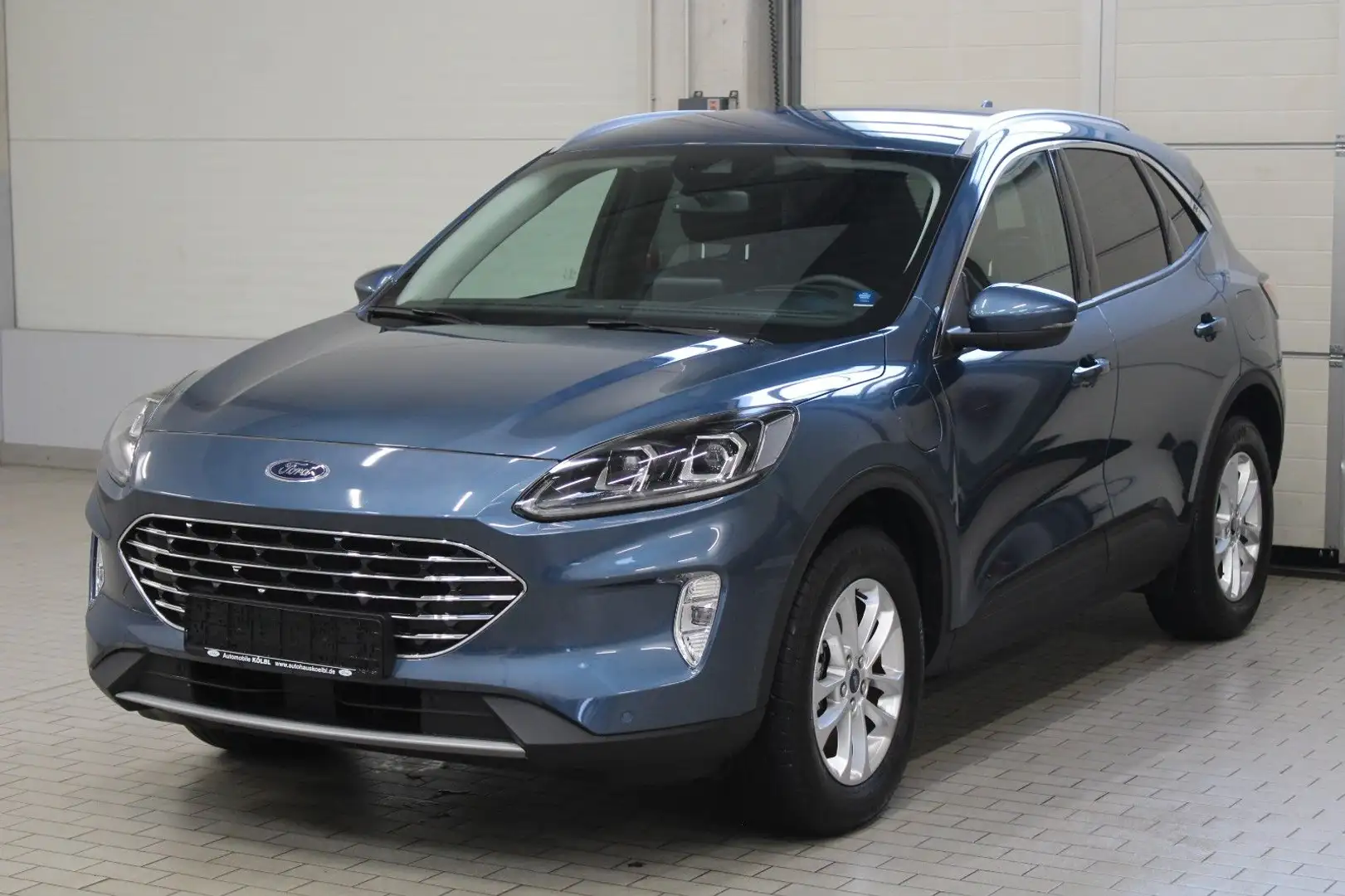Ford Kuga Plug-in-Hybrid Titanium, NAVI/KAMERA/LED Bleu - 2