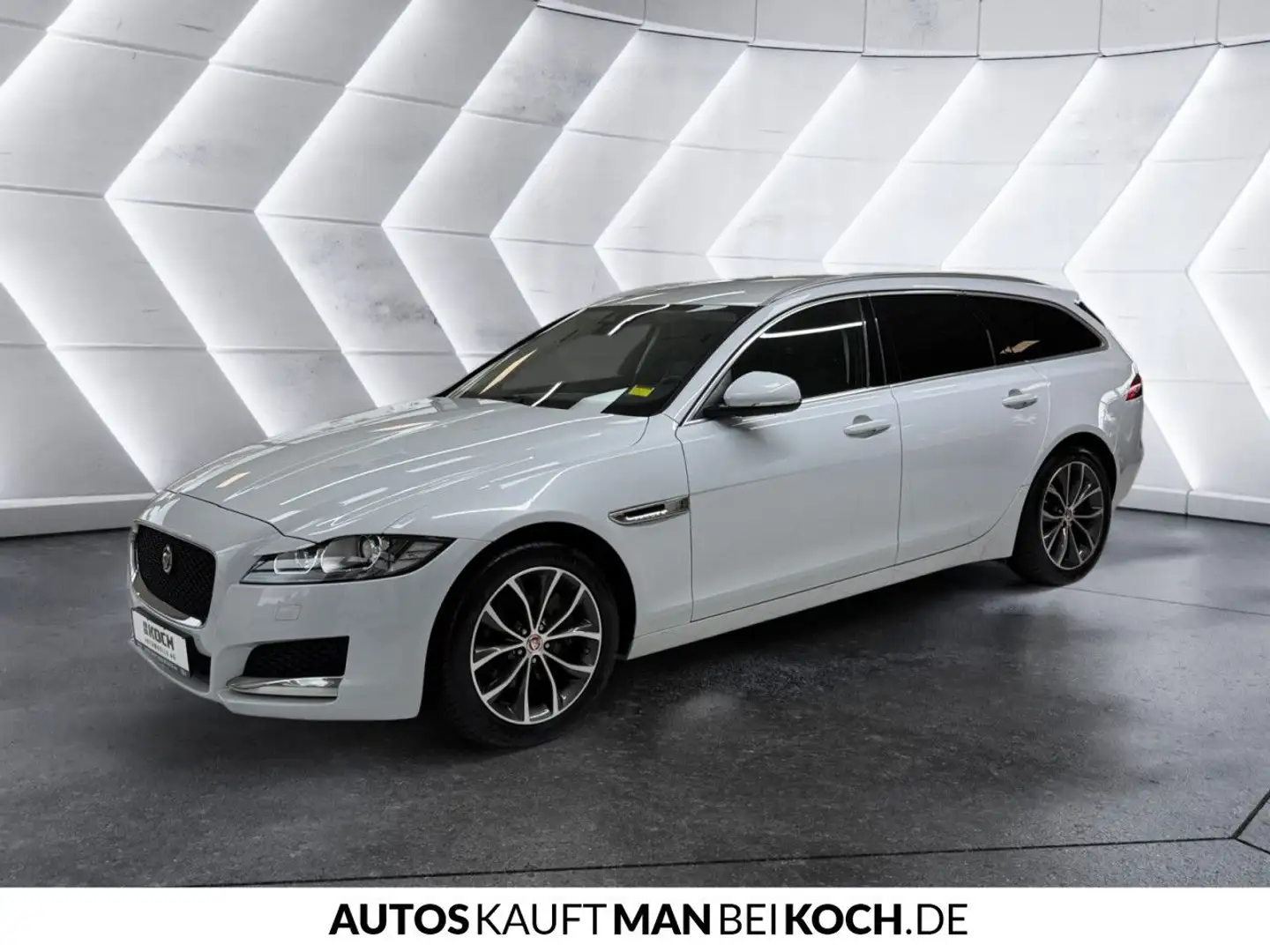 Jaguar XF 25d AWD Prestige LEDER XENON NAVI KAMERA Klima Weiß - 2