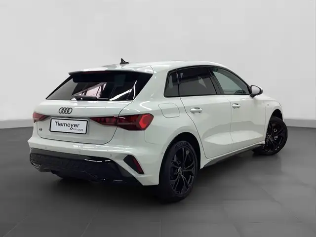 Audi A3 view 3