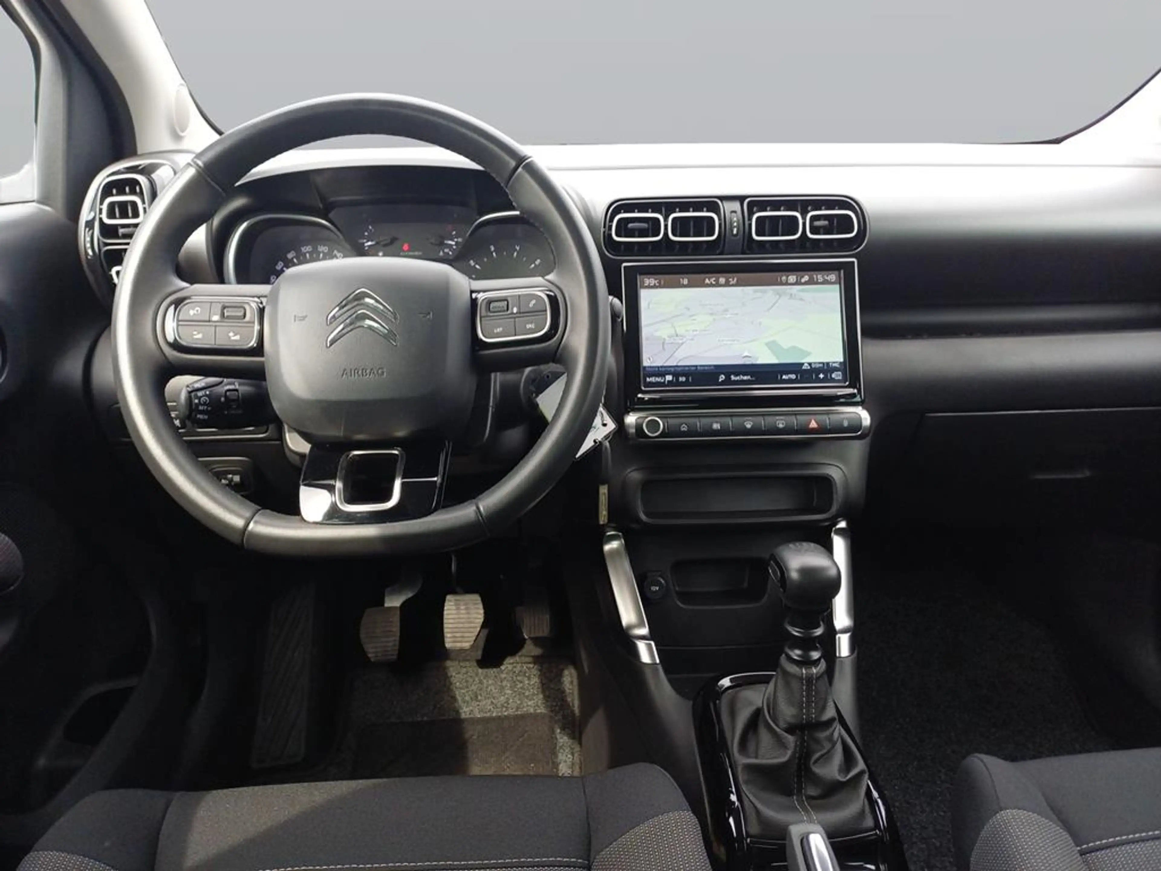 Citroen C3 Aircross PureTech 110 S&S Shine — photo 10
