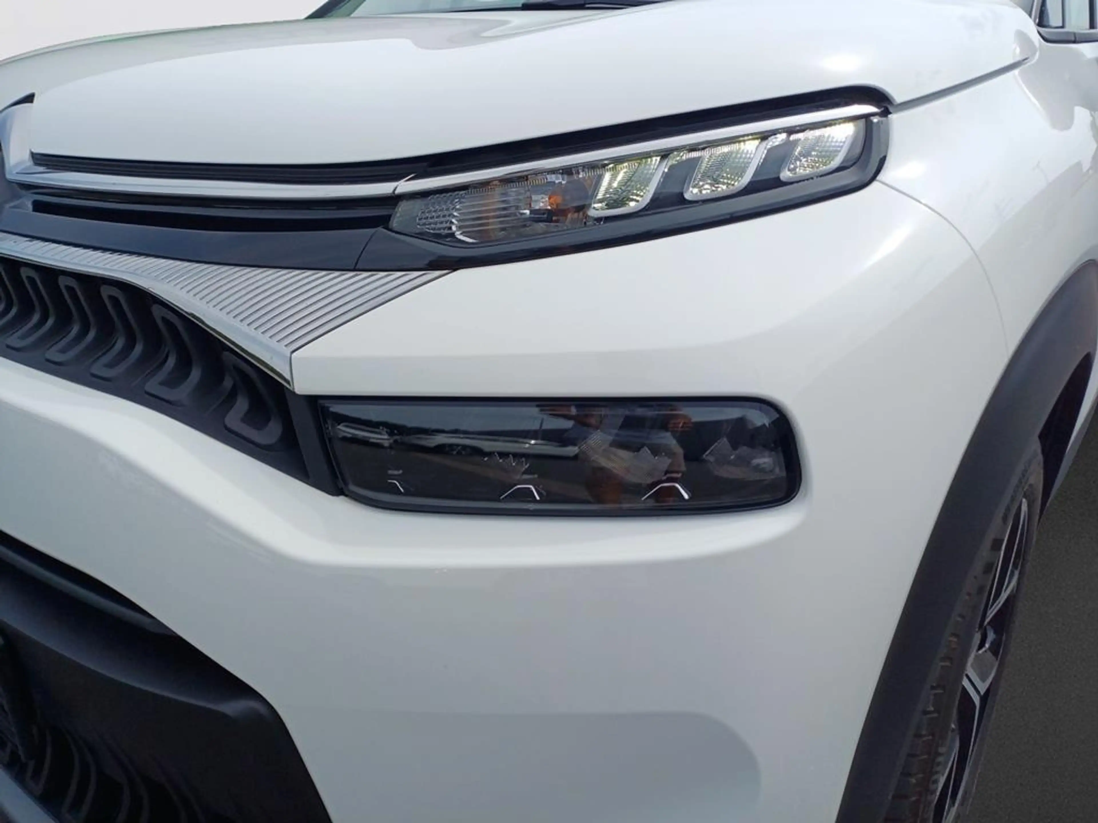 Citroen C3 Aircross PureTech 110 S&S Shine — photo 9