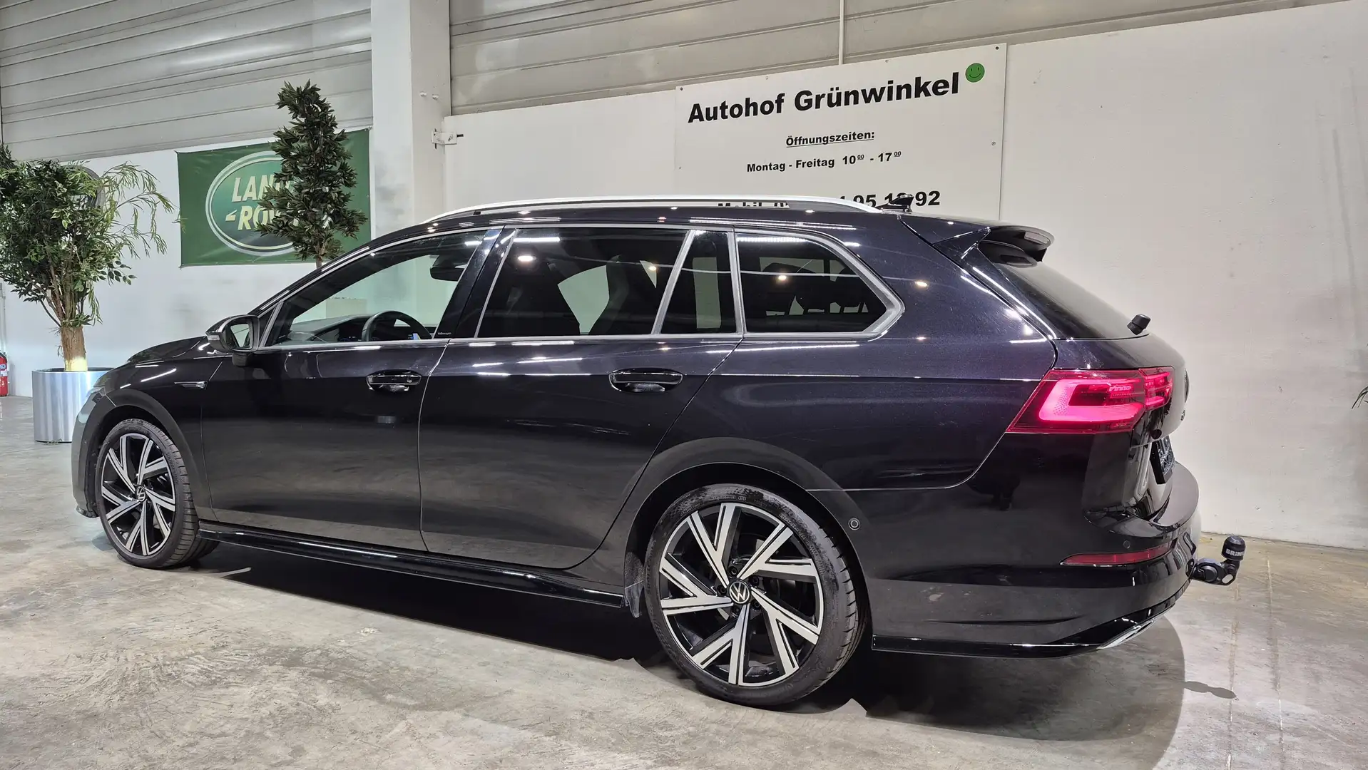 Volkswagen Golf Variant 2.0 Tdi - R-Line - PANO + HeadUP + ACC +IQ-Light Schwarz - 1