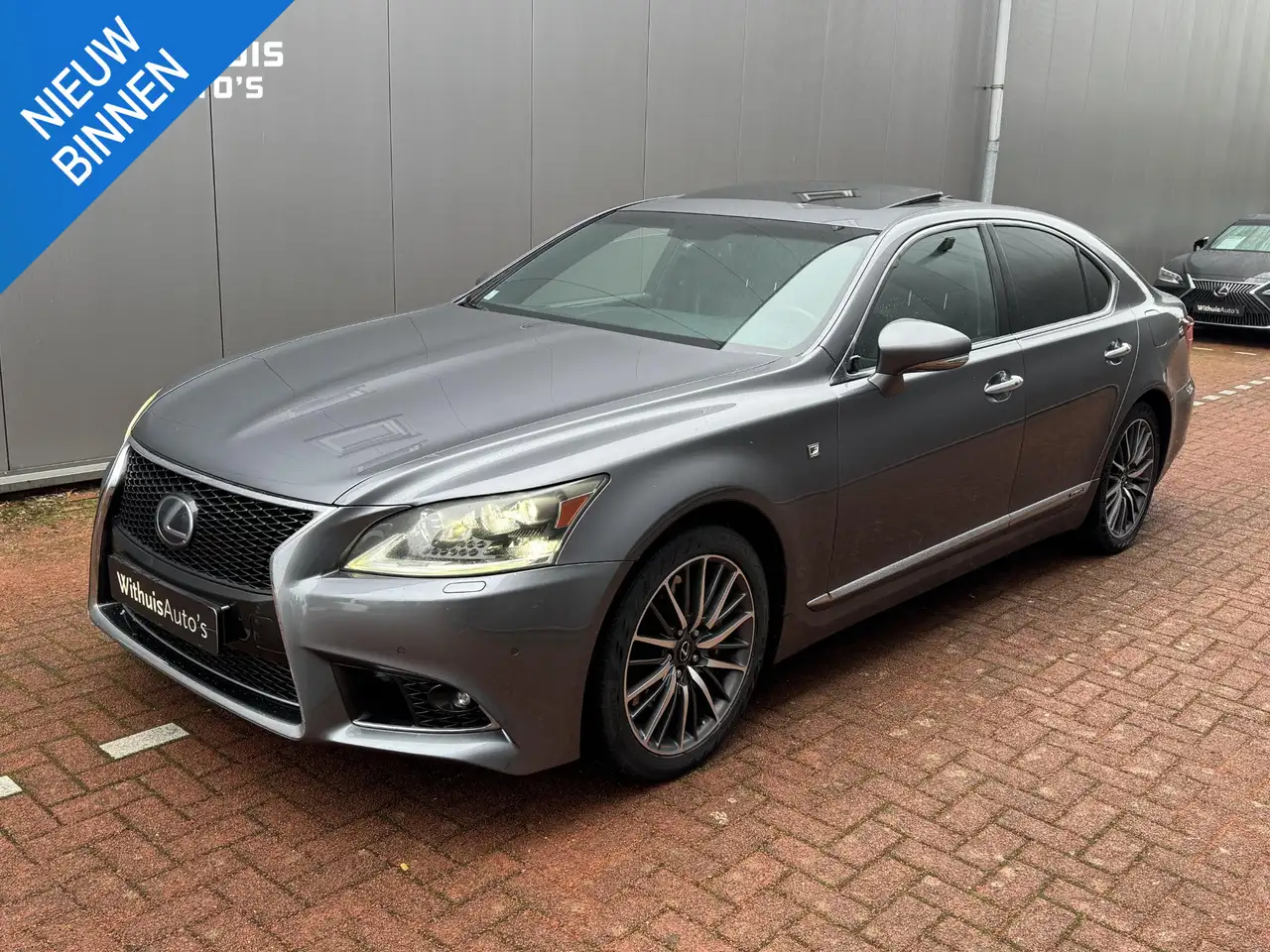 Lexus LS 600