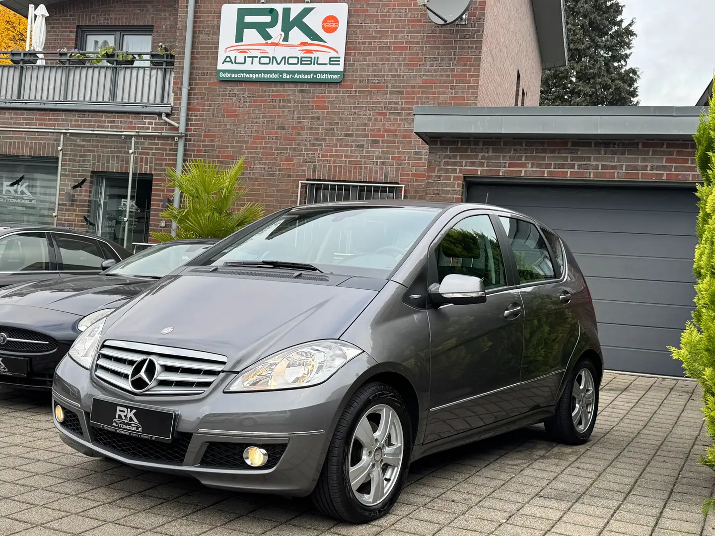 Mercedes-Benz A 180 A 180 1.Hand 39tkm Grigio - 1
